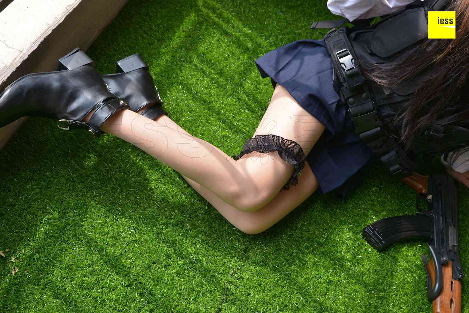 图片[27]-[IESS异思趣向] 2018.04.09 丝享家206：《女战士》 带妹吃鸡 小羽 在线浏览 – 速更版-美库