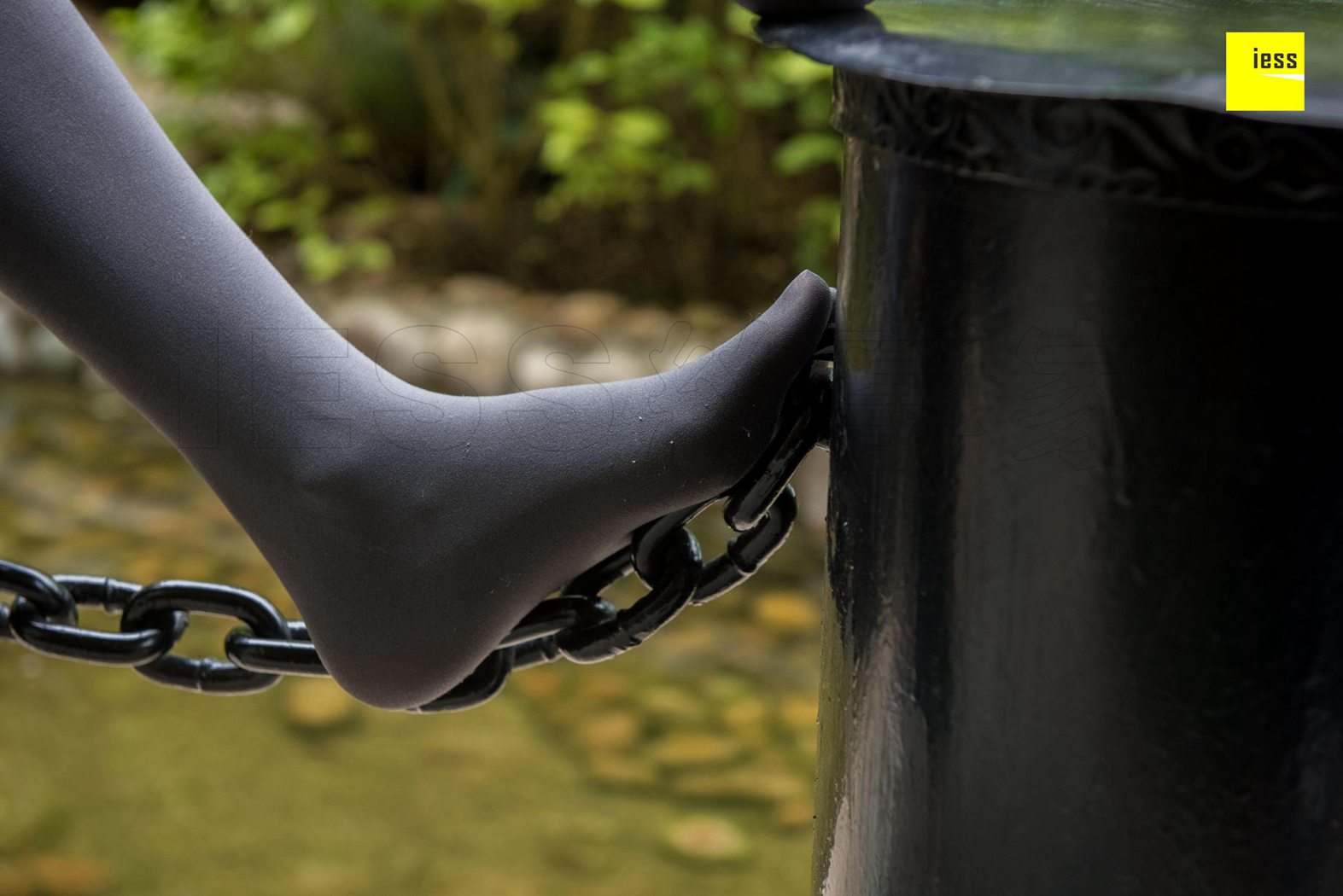 图片[21]-[IESS异思趣向] 2018.03.30 丝享家201：《厚灰丝与蓝色高跟》婉萍 在线浏览 – 速更版-美库