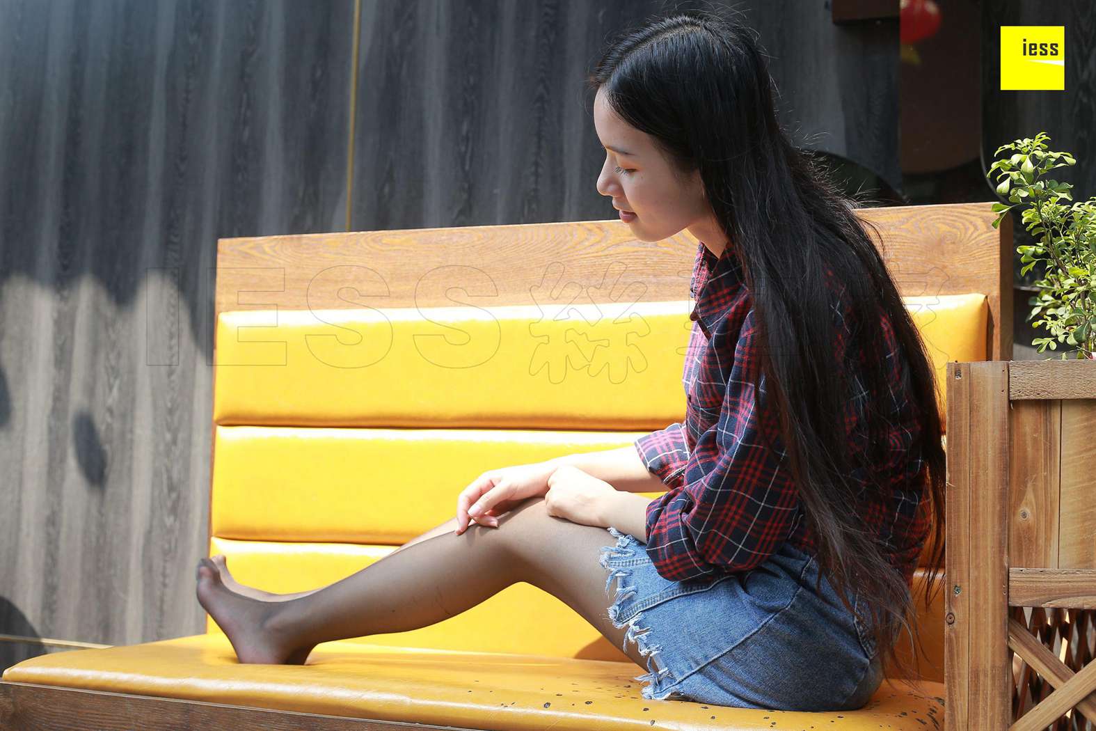 图片[23]-[IESS异思趣向] 2018.04.04 丝享家204：《酒窝美女的黑丝》木木 在线浏览 – 速更版-美库