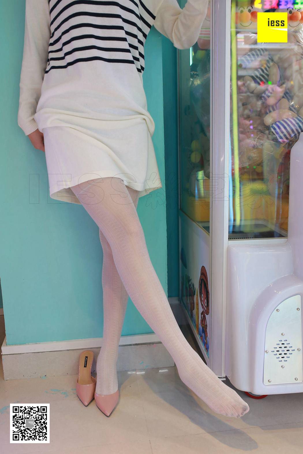 图片[100]-[IESS异思趣向] 2018.04.03 丝享家203：《练歌房白丝美女》紫紫 在线浏览 – 速更版-美库