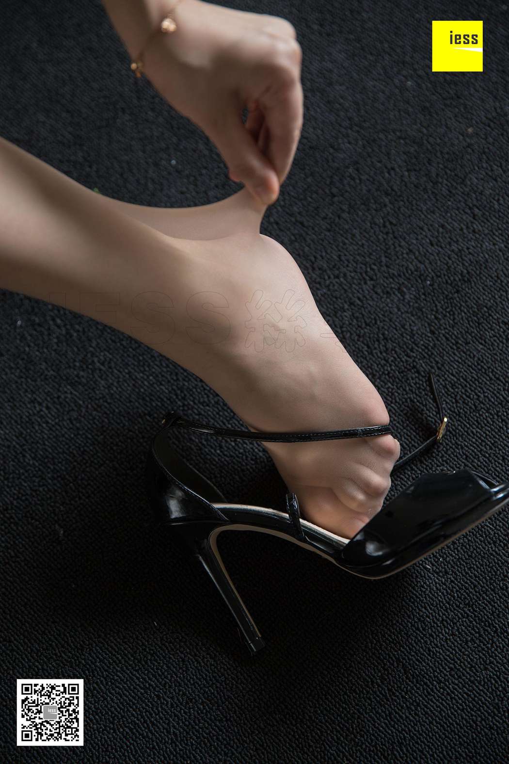 图片[75]-[IESS异思趣向] 2018.04.17 丝享家212：《撩人的鱼嘴系带高跟》文欣 在线浏览 – 速更版-美库