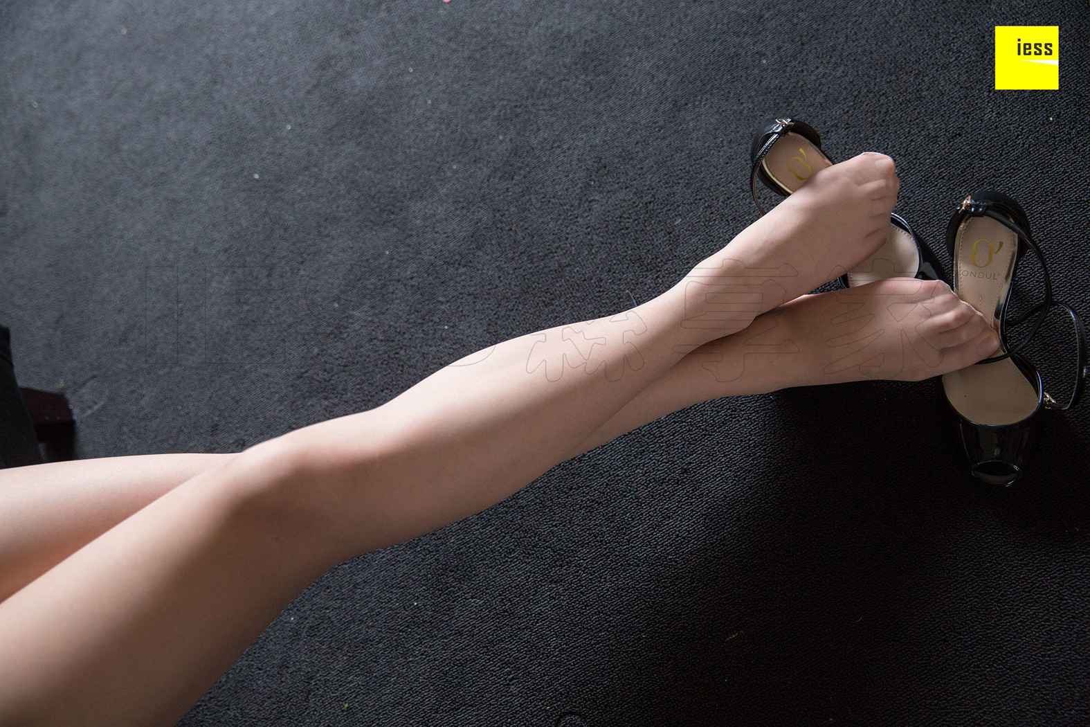 图片[74]-[IESS异思趣向] 2018.04.17 丝享家212：《撩人的鱼嘴系带高跟》文欣 在线浏览 – 速更版-美库