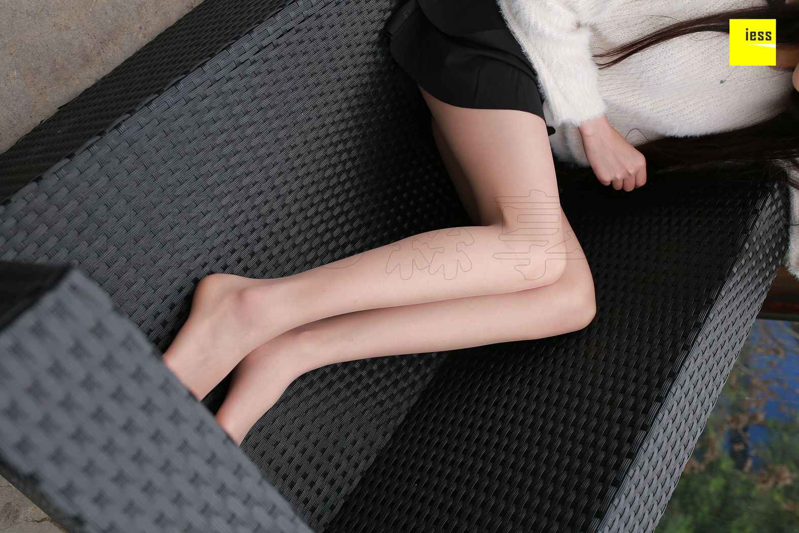 图片[27]-[IESS异思趣向] 2018.04.13 丝享家210：《御姐双双长腿杀》双双 在线浏览 – 速更版-美库