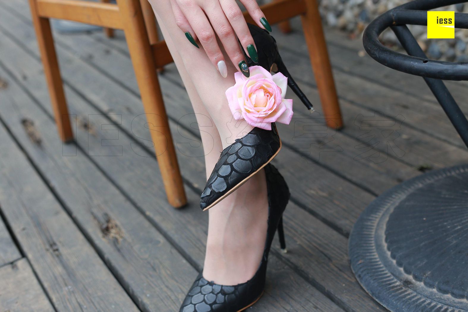 图片[83]-[ESS异思趣向] 2018.04.19 丝享家214：《御姐双玩花弄枝》双双 在线浏览 – 速更版-美库