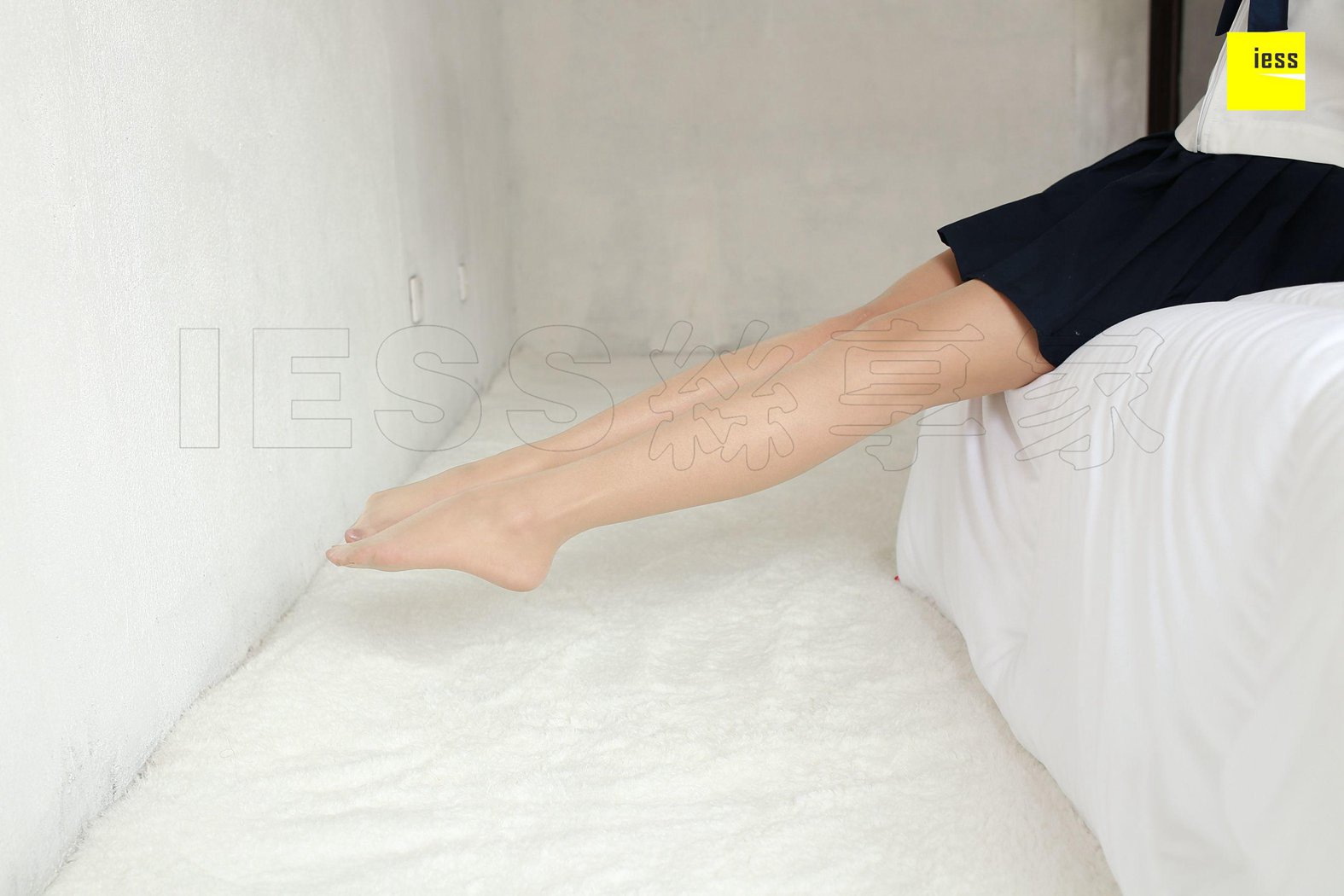 图片[18]-[IESS异思趣向] 2018.04.22 丝享家216：《第一次涂指甲油的婉萍》婉萍 在线浏览 – 速更版-美库