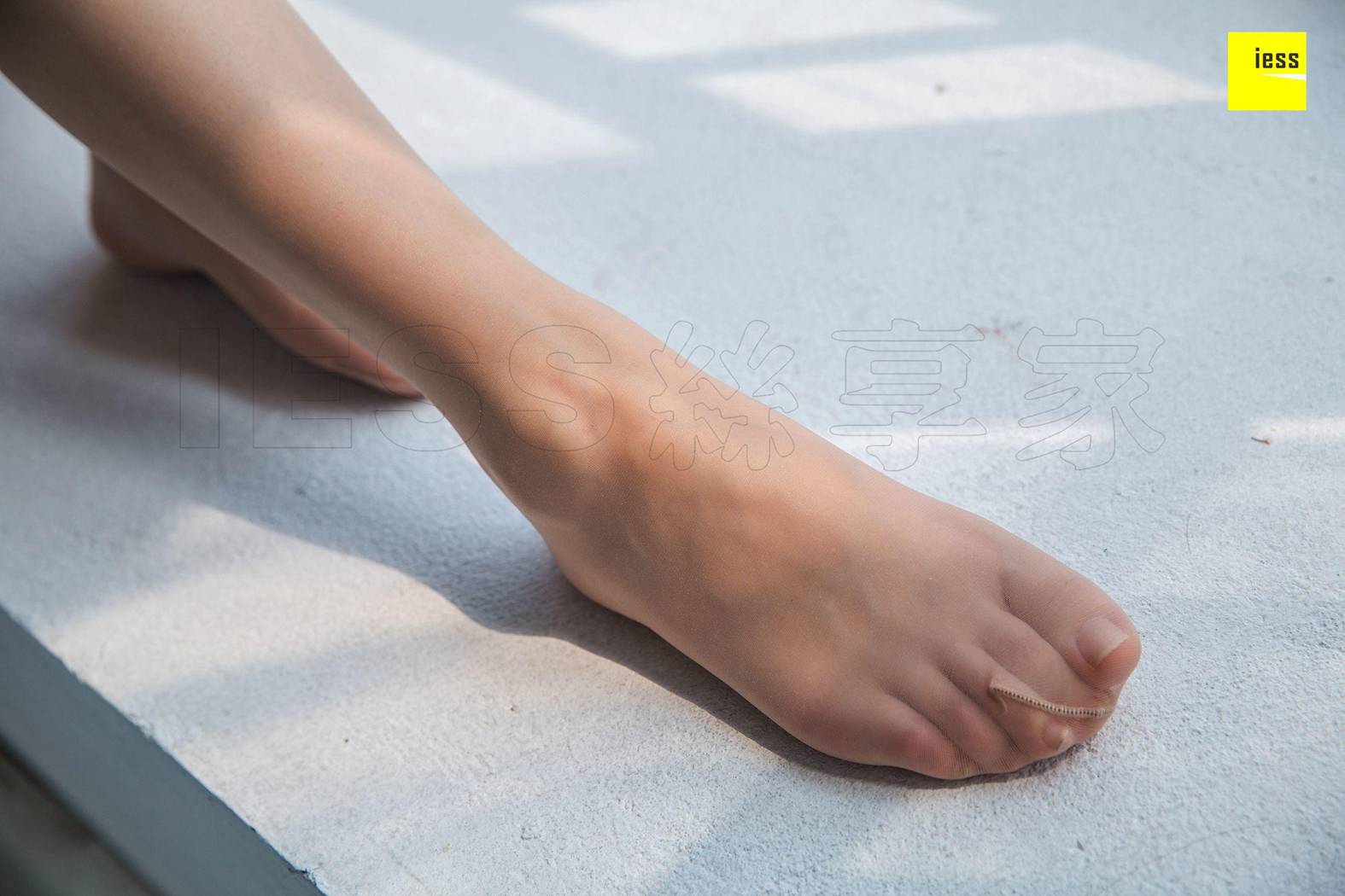 图片[19]-[IESS异思趣向] 2018.04.26 丝享家219：《可口的蜜桃色高跟》文欣 在线浏览 – 速更版-美库