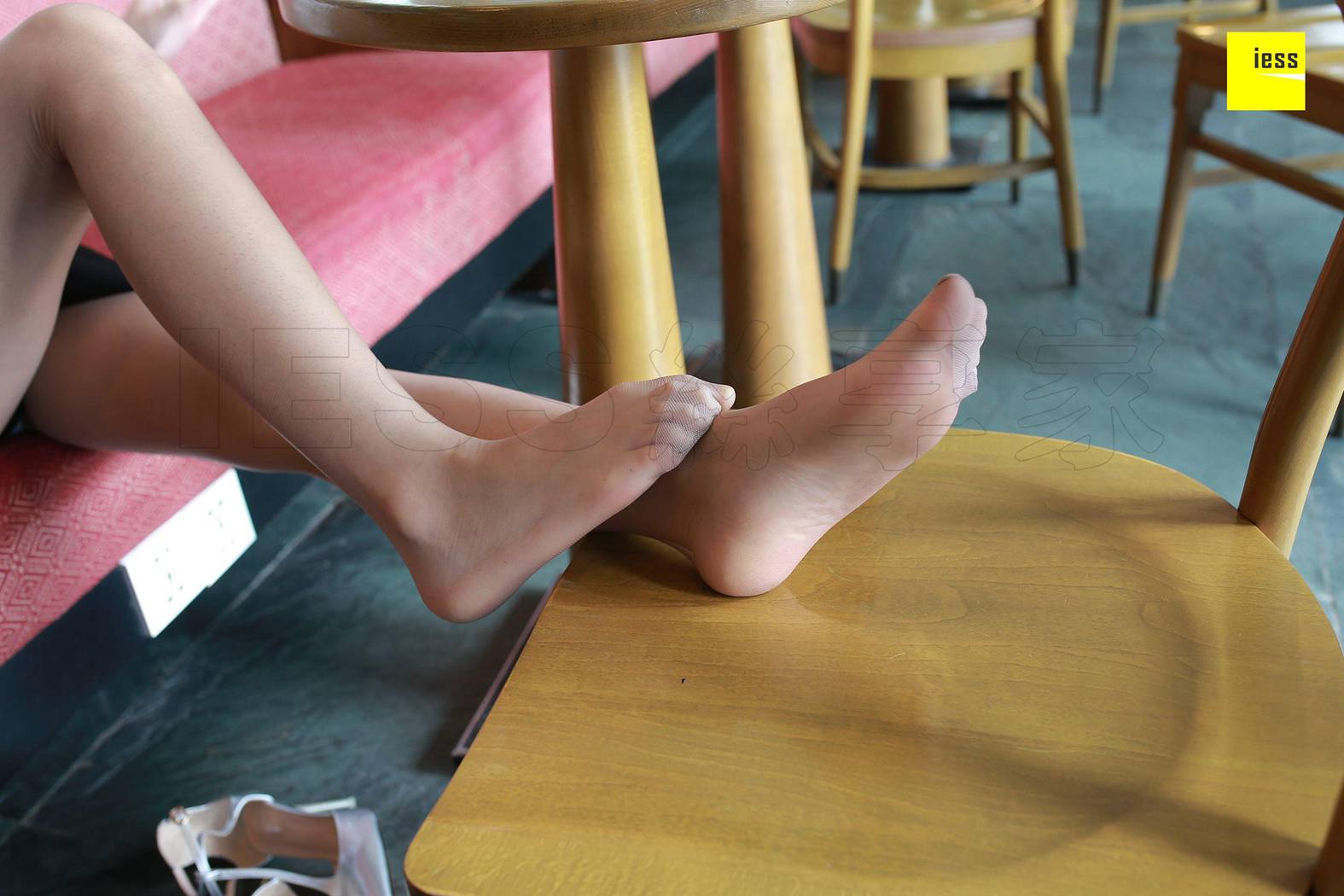 图片[19]-[IESS异思趣向] 2018.05.02 丝享家223：《木木玩鞋记》木木 在线浏览 – 速更版-美库