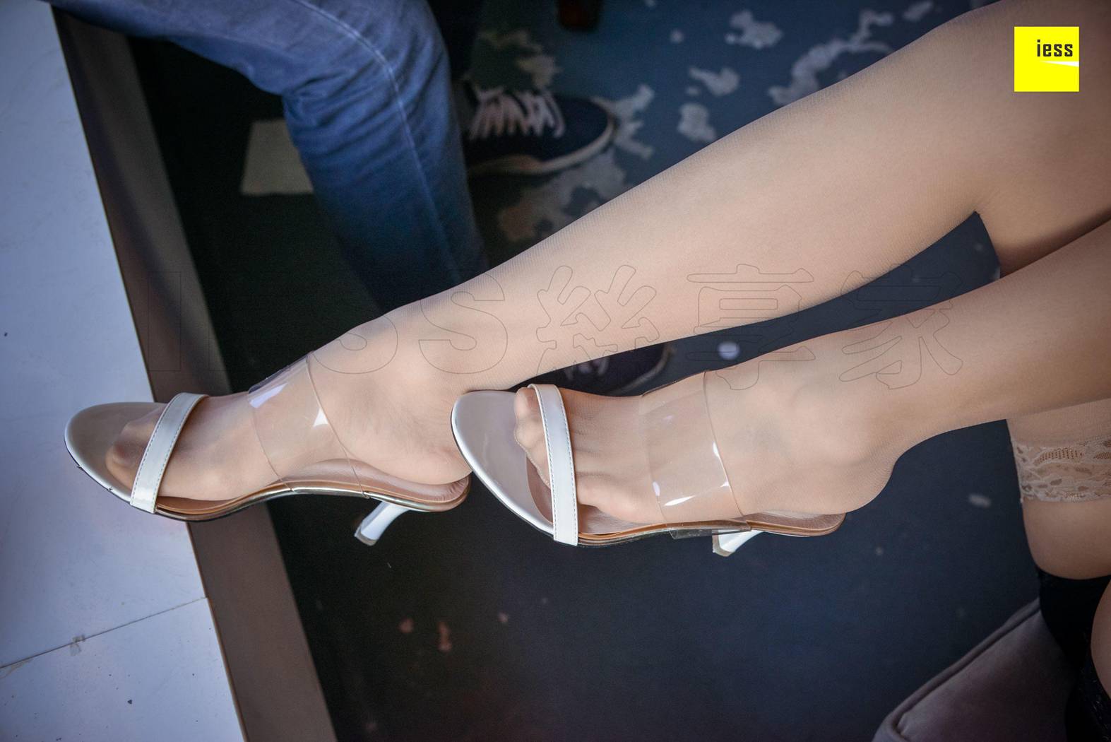 图片[97]-[IESS异思趣向] 2018.05.08 丝享家227：《好久不见，蕾丝吊袜》秋秋 在线浏览 – 速更版-美库