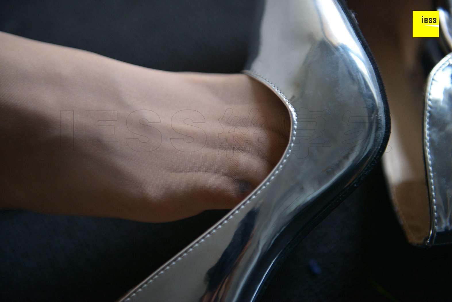 图片[52]-[IESS异思趣向] 2018.05.06 丝享家226：《白色短裤里的秘密》辣妈（君君） 在线浏览 – 速更版-美库