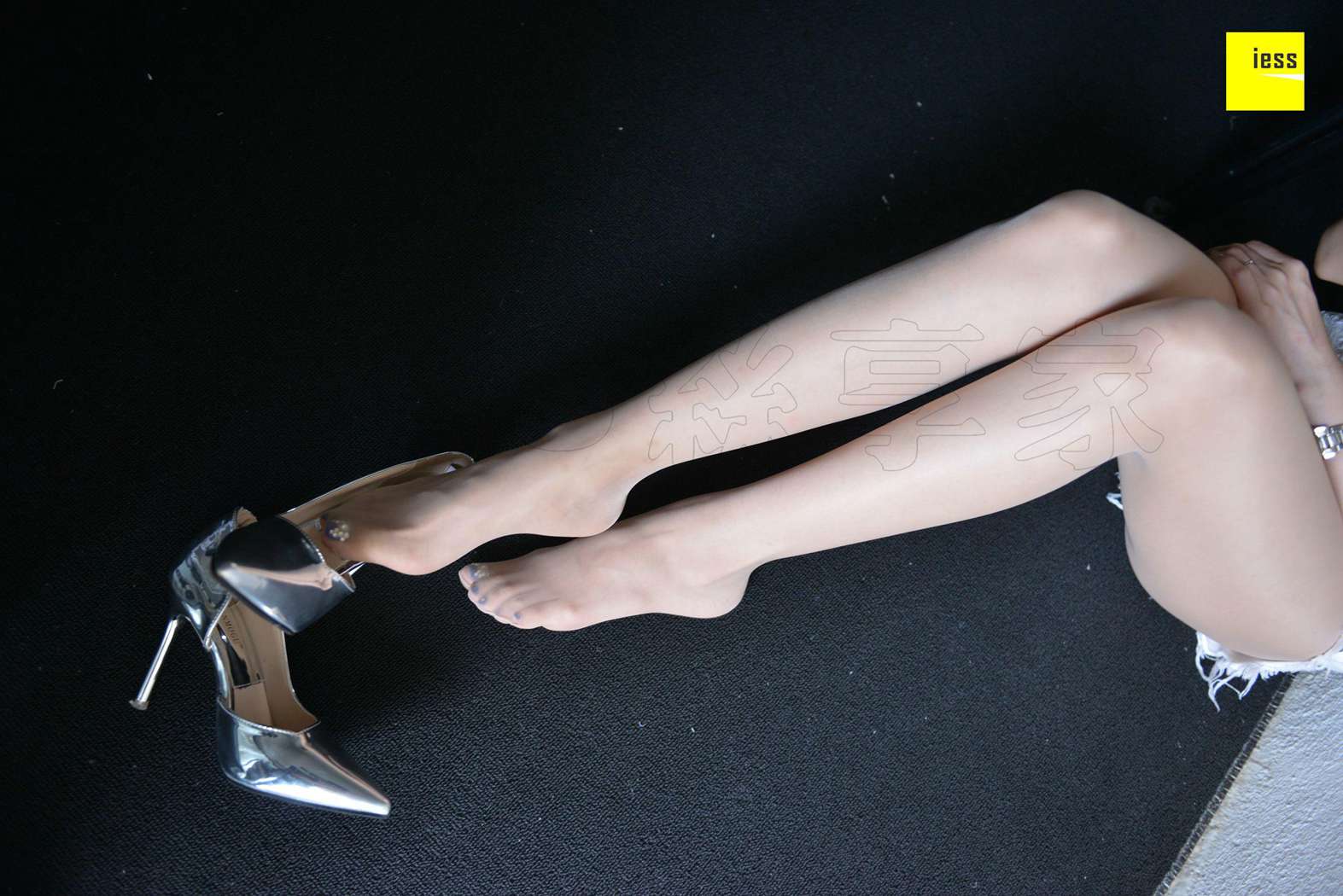 图片[21]-[IESS异思趣向] 2018.05.06 丝享家226：《白色短裤里的秘密》辣妈（君君） 在线浏览 – 速更版-美库