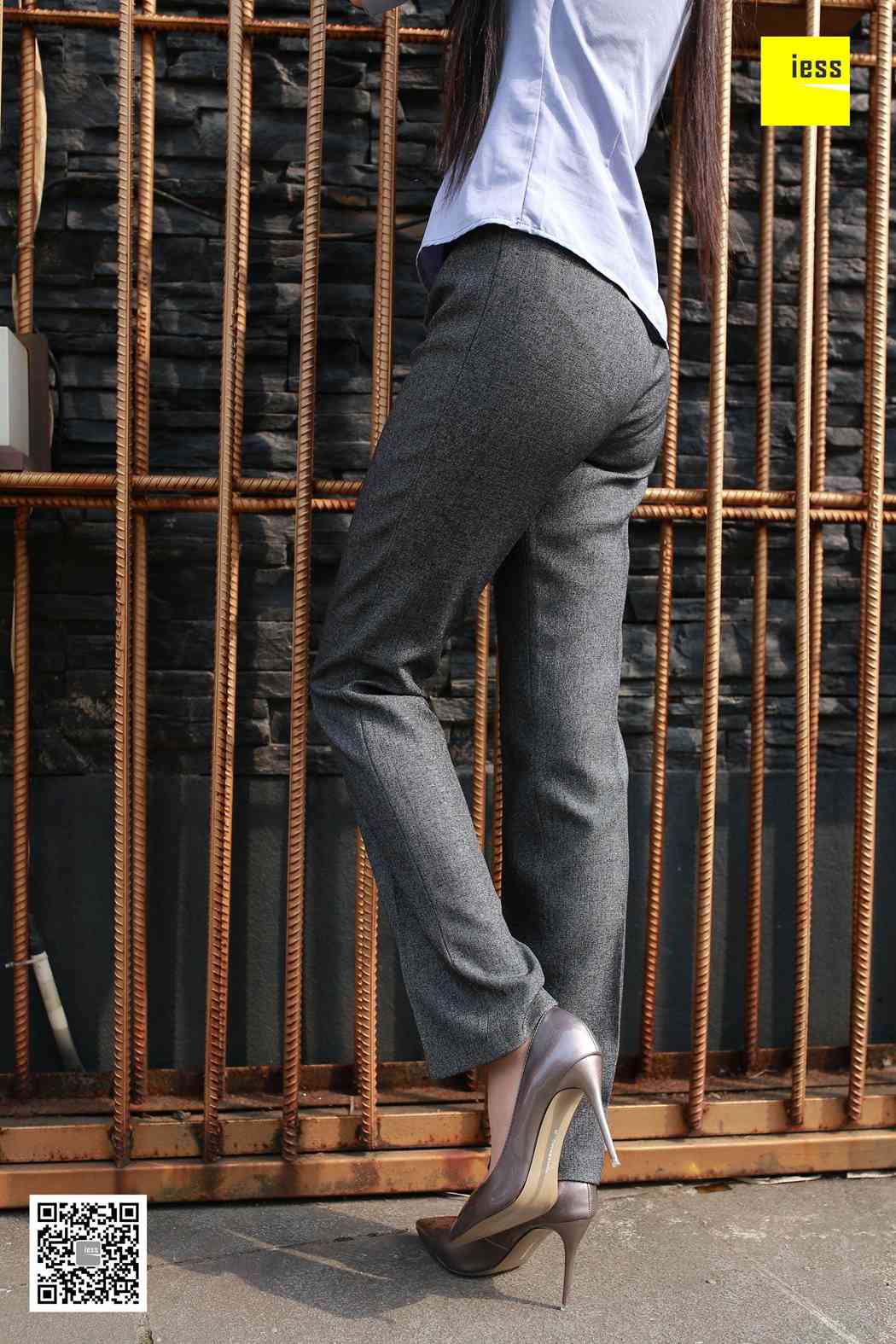 图片[51]-[IESS异思趣向] 2018.05.12 丝享家231：《御姐短丝西装裤》双双 在线浏览 – 速更版-美库