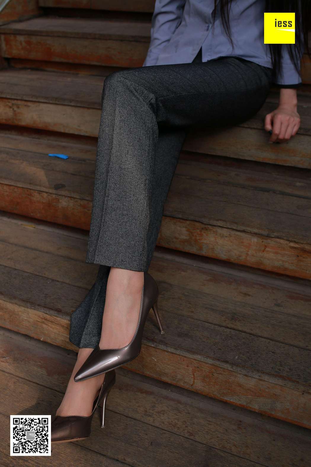 图片[52]-[IESS异思趣向] 2018.05.12 丝享家231：《御姐短丝西装裤》双双 在线浏览 – 速更版-美库