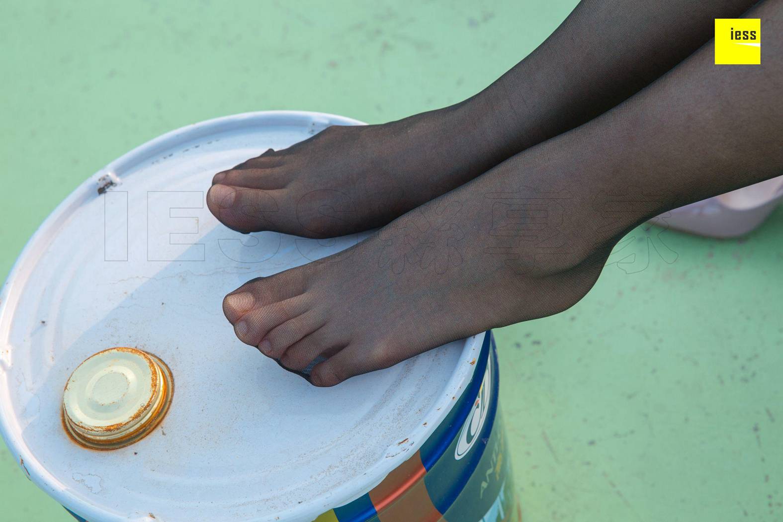 图片[83]-[IESS异思趣向] 2018.05.22 丝享家237：《快看！楼顶上有个黑丝女》暖暖 在线浏览 – 速更版-美库