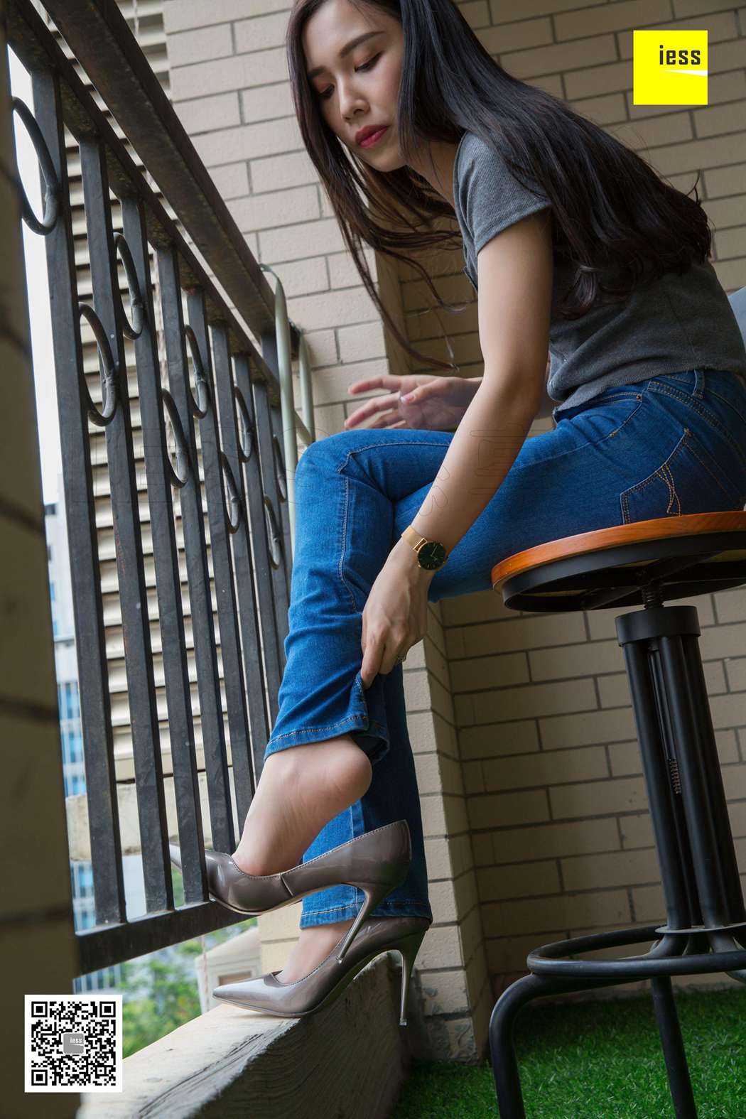 图片[18]-[IESS异思趣向] 2018.05.21 丝享家236：《辣妈的喇叭裤短丝》辣妈君君 在线浏览 – 速更版-美库