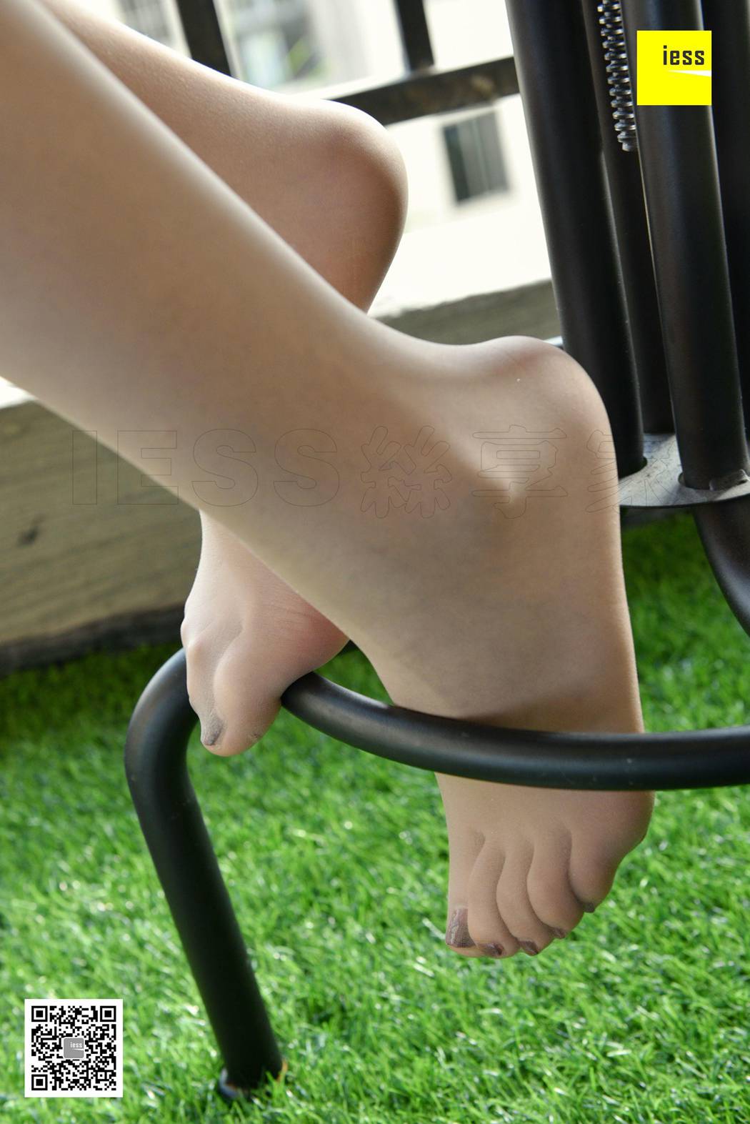 图片[76]-[IESS异思趣向] 2018.05.27 丝享家241：《性感侧空银色高跟》七七 在线浏览 – 速更版-美库