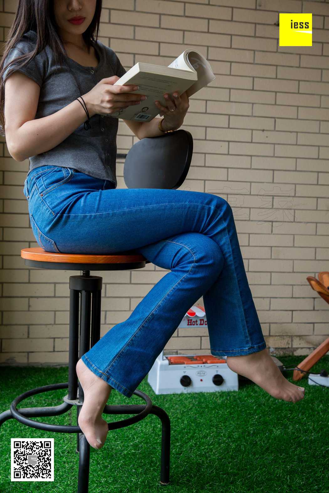 图片[9]-[IESS异思趣向] 2018.05.21 丝享家236：《辣妈的喇叭裤短丝》辣妈君君 在线浏览 – 速更版-美库