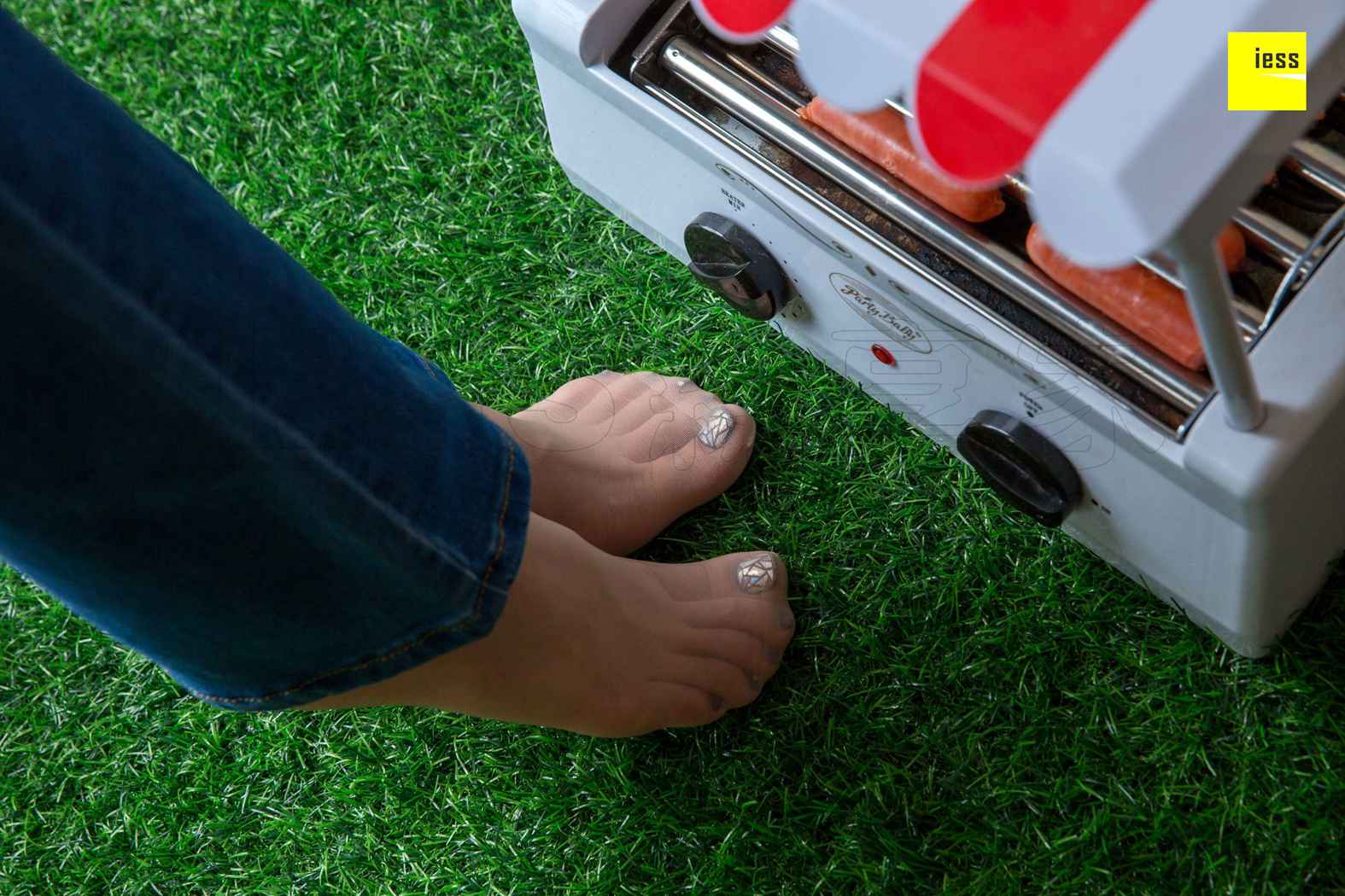 图片[73]-[IESS异思趣向] 2018.05.21 丝享家236：《辣妈的喇叭裤短丝》辣妈君君 在线浏览 – 速更版-美库