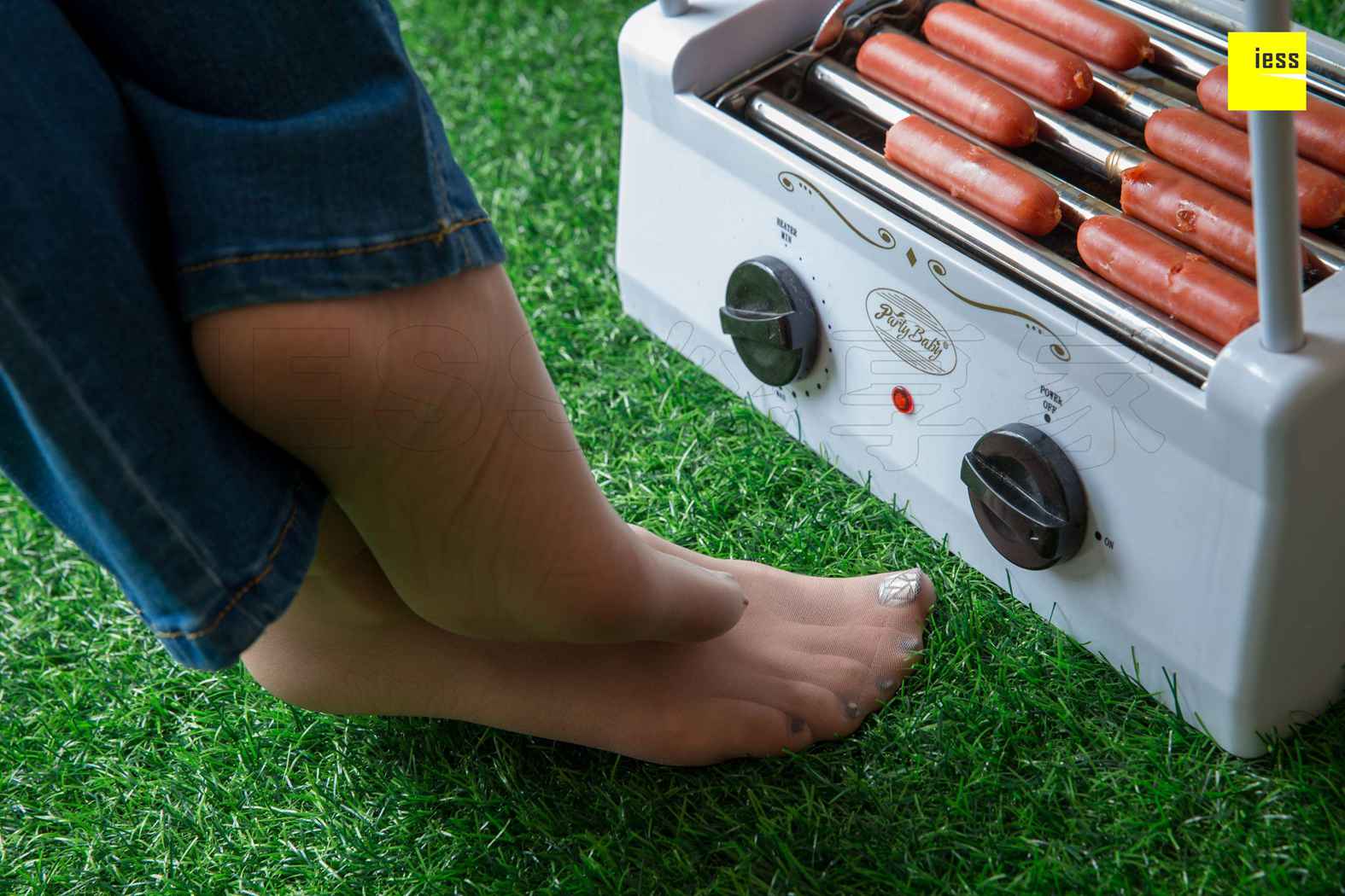 图片[98]-[IESS异思趣向] 2018.05.21 丝享家236：《辣妈的喇叭裤短丝》辣妈君君 在线浏览 – 速更版-美库