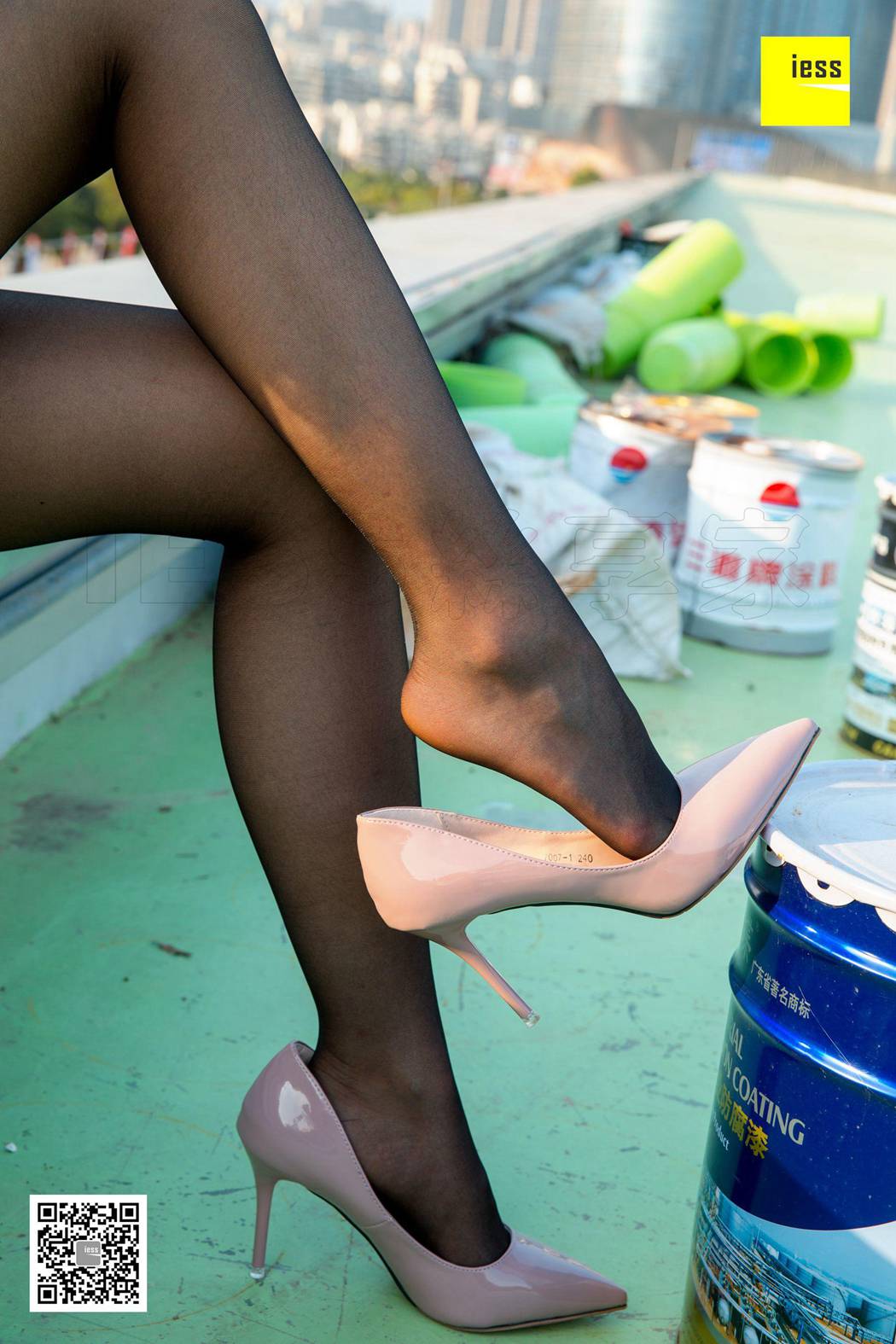 图片[11]-[IESS异思趣向] 2018.05.22 丝享家237：《快看！楼顶上有个黑丝女》暖暖 在线浏览 – 速更版-美库