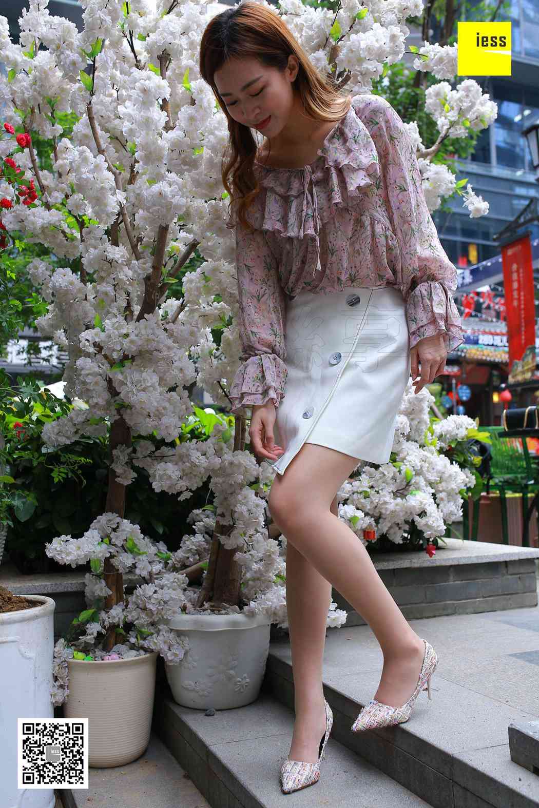 图片[93]-[IESS异思趣向] 2018.05.18 丝享家235：《肤白貌美嫩脚趾》紫紫 在线浏览 – 速更版-美库