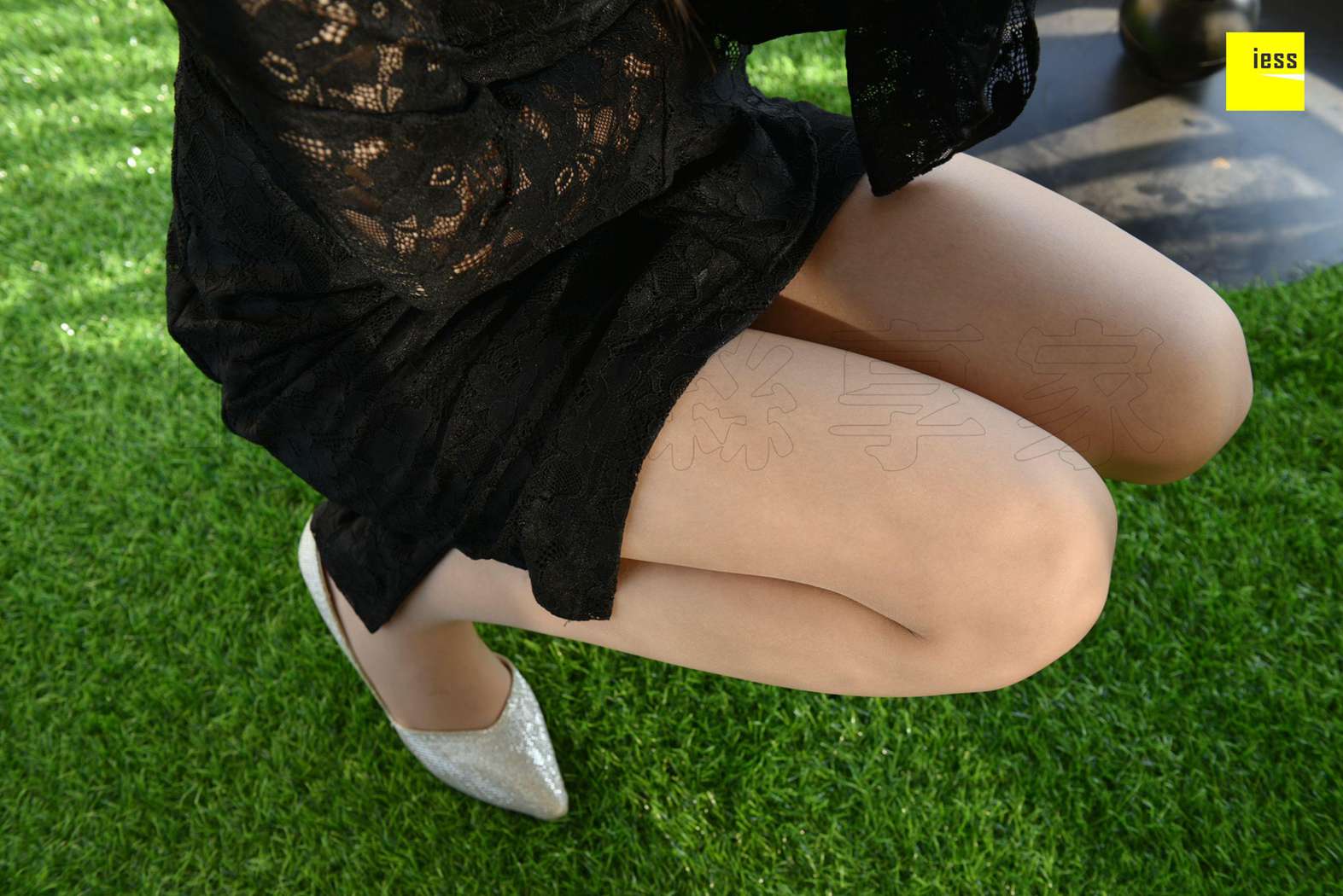 图片[66]-[IESS异思趣向] 2018.05.27 丝享家241：《性感侧空银色高跟》七七 在线浏览 – 速更版-美库