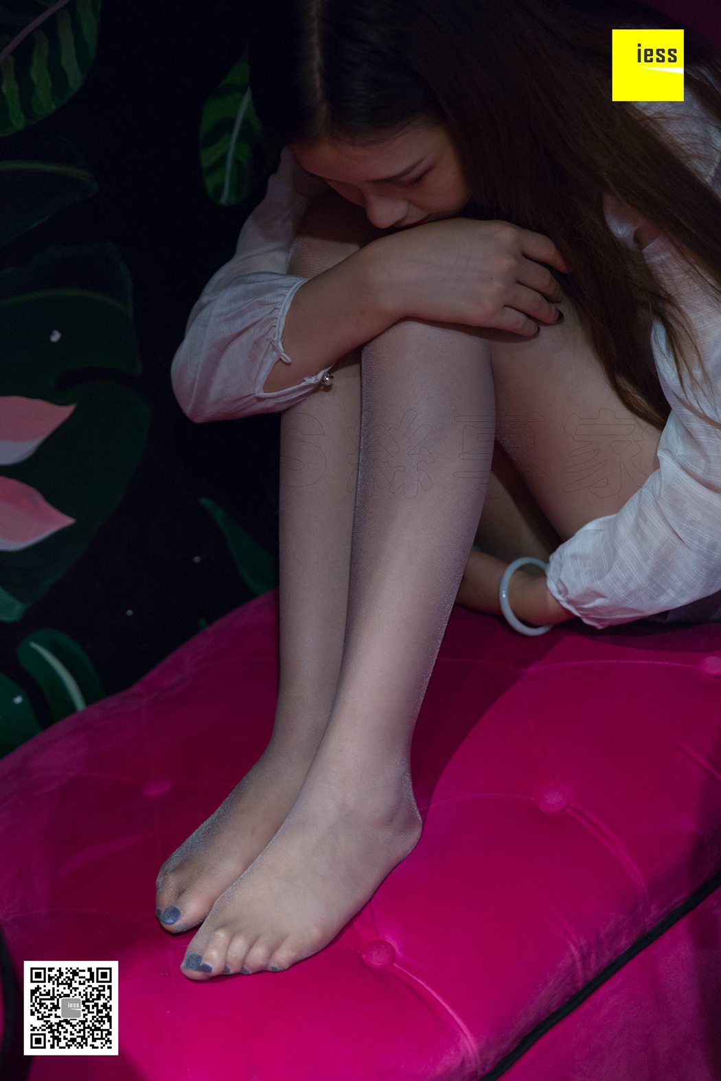 图片[47]-[IESS异思趣向] 2018.06.08 丝享家250：《九妹的暗调灰丝》九妹 在线浏览 – 速更版-美库