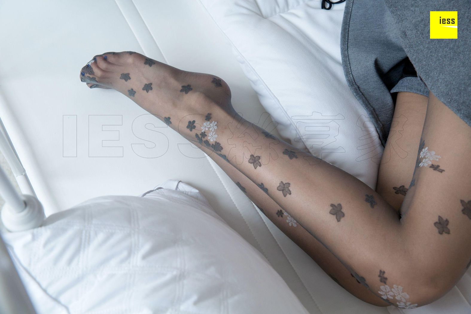 图片[65]-[IESS异思趣向] 2018.06.21 丝享家259：《辣妈花朵灰丝》辣妈（君君） 在线浏览 – 速更版-美库