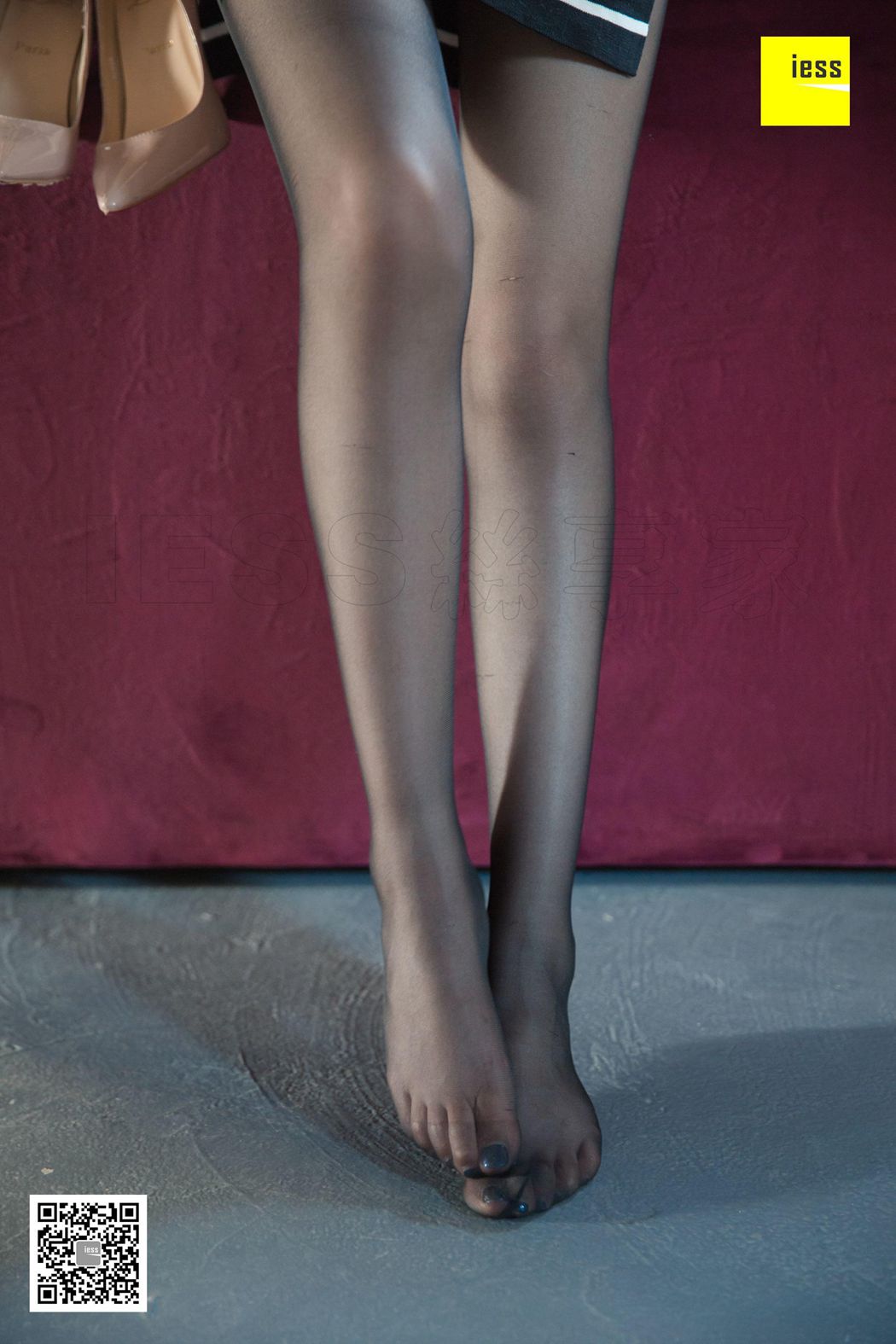 图片[8]-[IESS异思趣向] 2018.06.26 丝享家262：《九妹开衩裙黑丝》九妹 在线浏览 – 速更版-美库