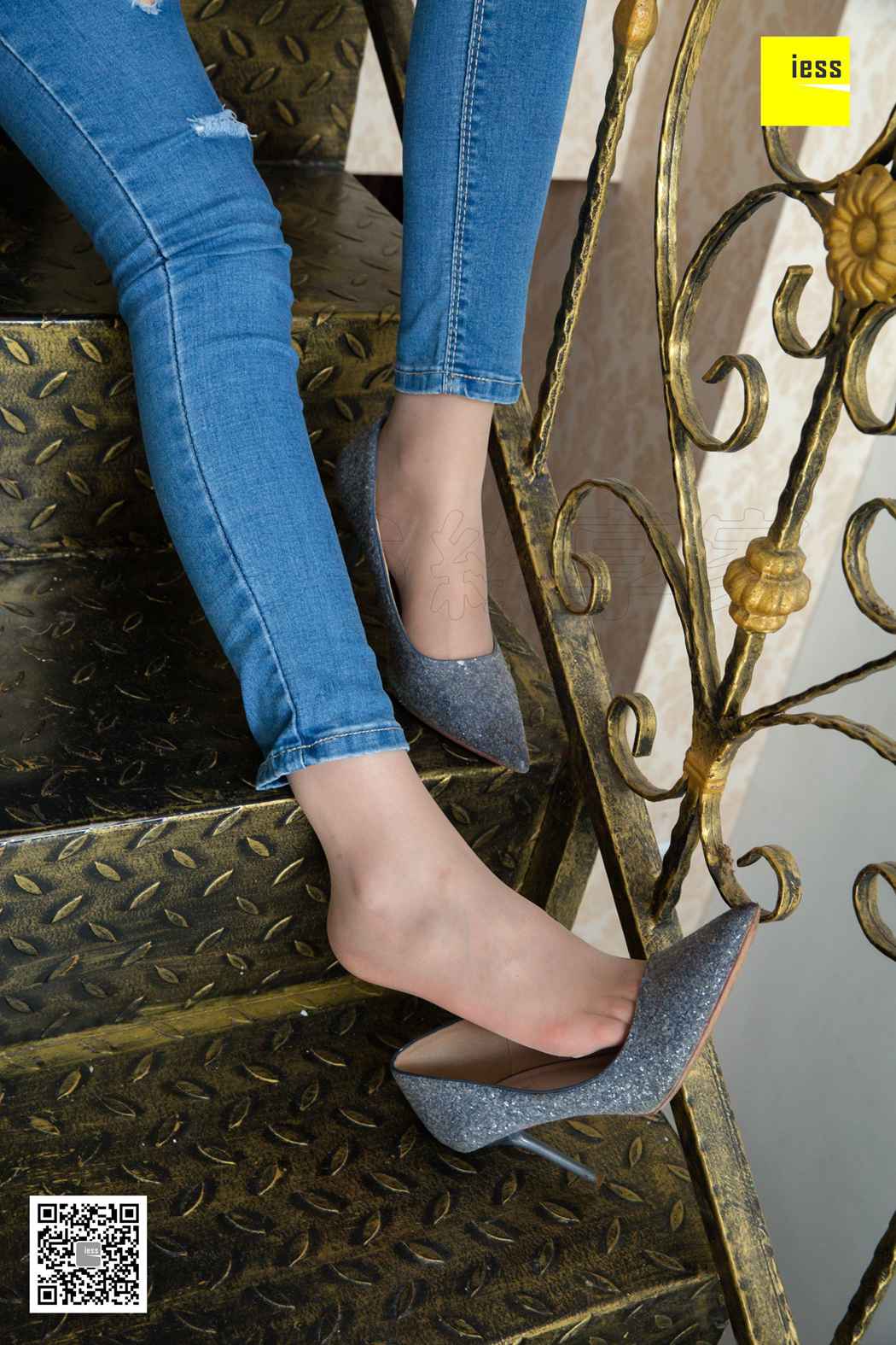 图片[70]-[IESS异思趣向] 2018.07.09 丝享家270：《九妹破洞牛仔裤肉丝》九妹 在线浏览 – 速更版-美库