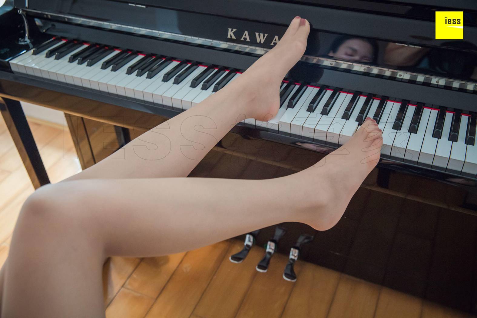 图片[78]-[IESS异思趣向] 2018.07.24 丝享家279：《黑白琴键上的美足》七七 在线浏览 – 速更版-美库