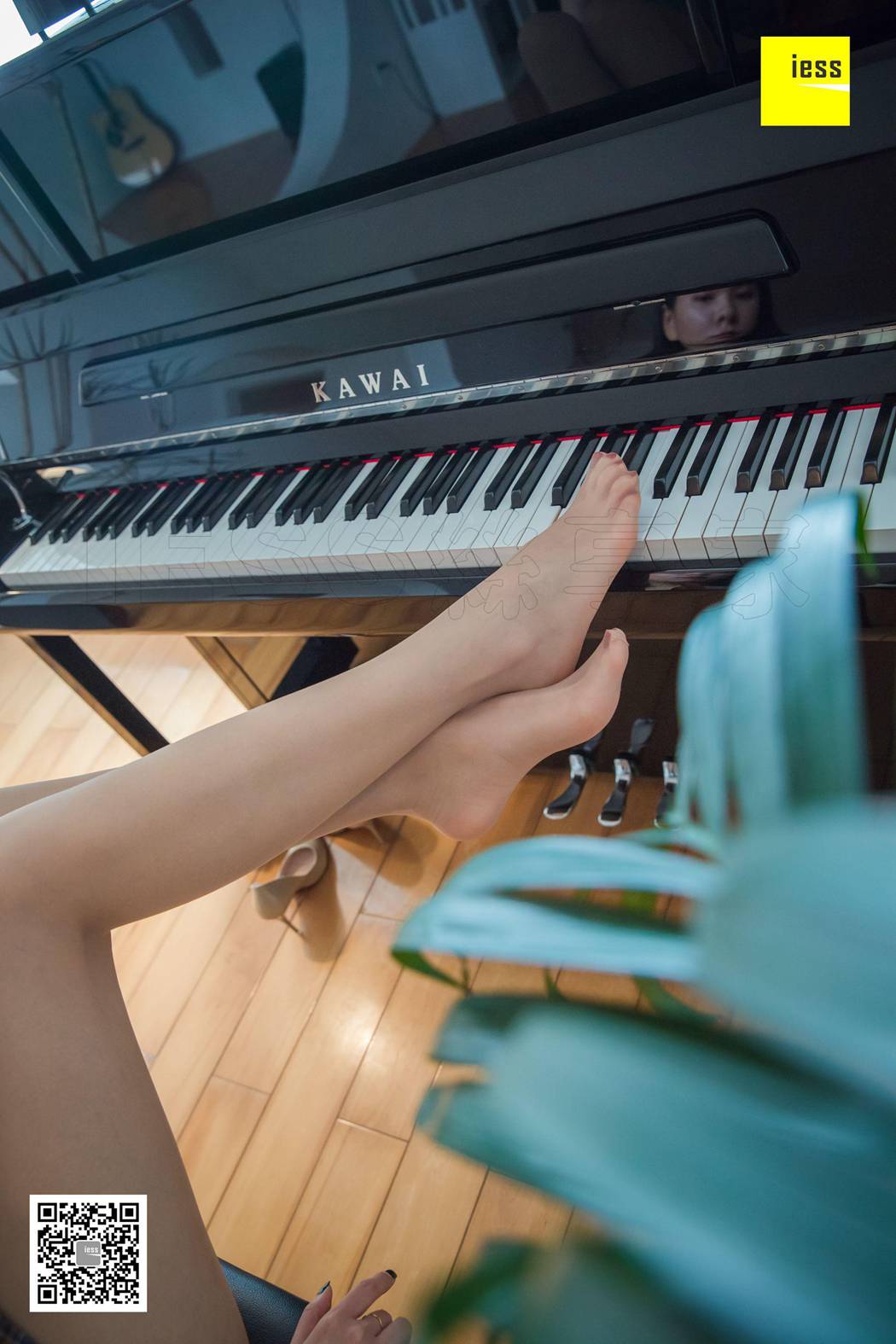 图片[70]-[IESS异思趣向] 2018.07.24 丝享家279：《黑白琴键上的美足》七七 在线浏览 – 速更版-美库