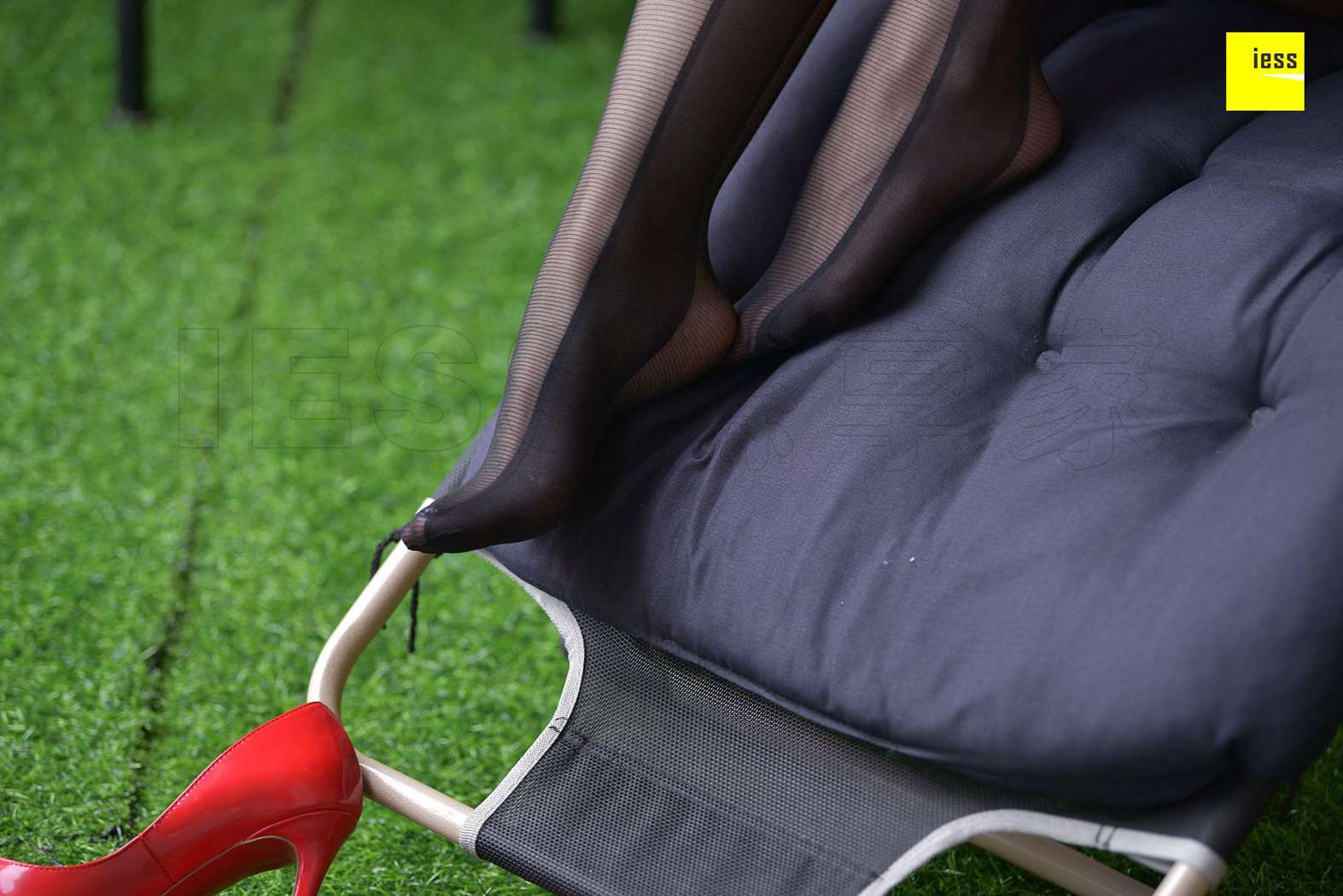 图片[73]-[IESS异思趣向] 2018.07.26 丝享家281：《万黑丛中一点红》君君 在线浏览 – 速更版-美库