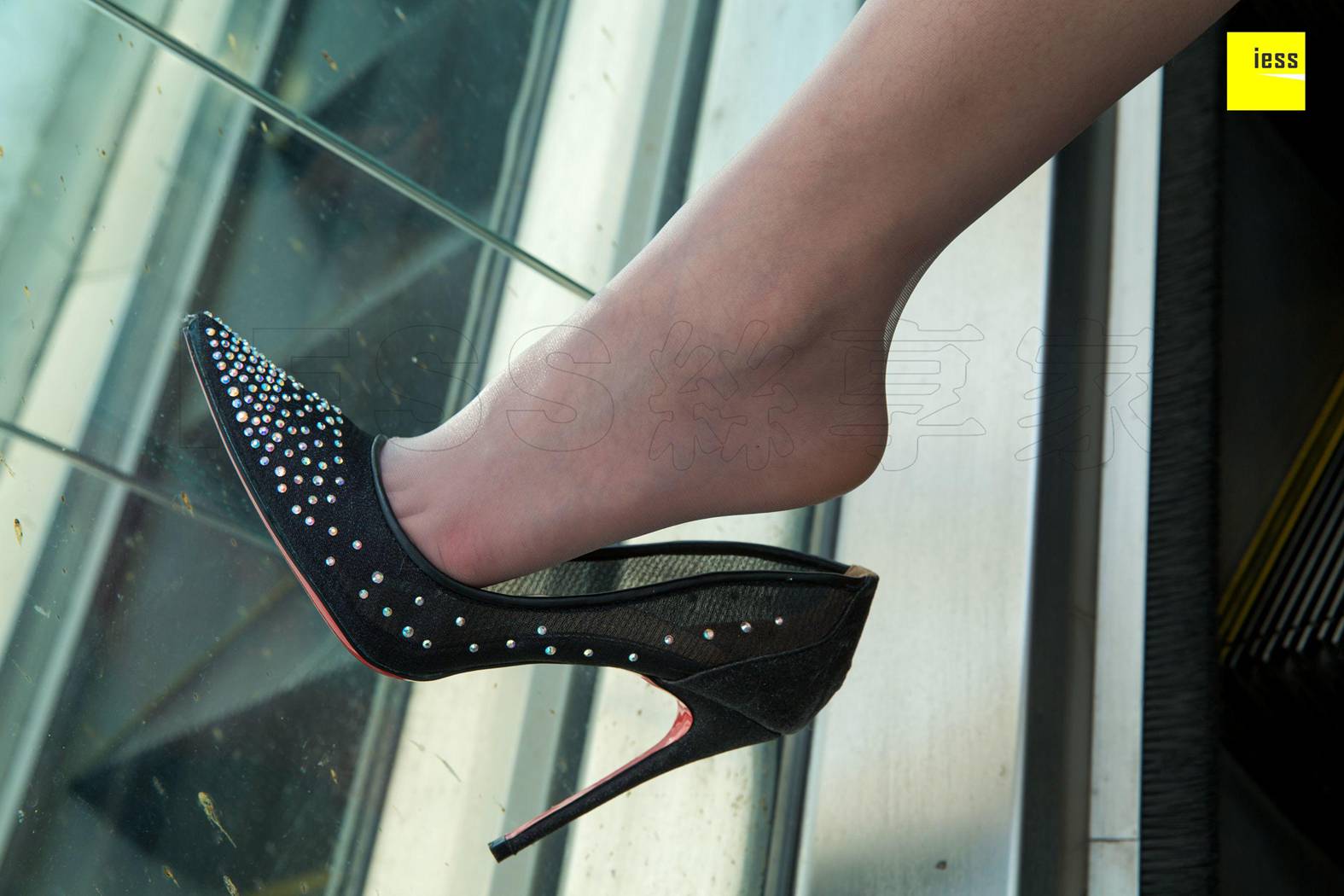 图片[14]-[IESS异思趣向] 2018.08.07 丝享家289：《电梯情结》暖暖 在线浏览 – 速更版-美库