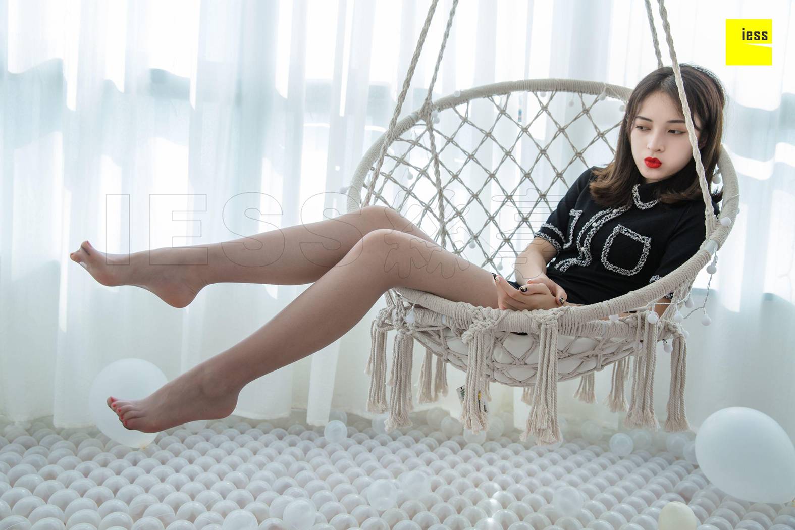 图片[63]-[IESS异思趣向] 2018.08.09 丝享家291：《玩个球》姗姗 在线浏览 – 速更版-美库