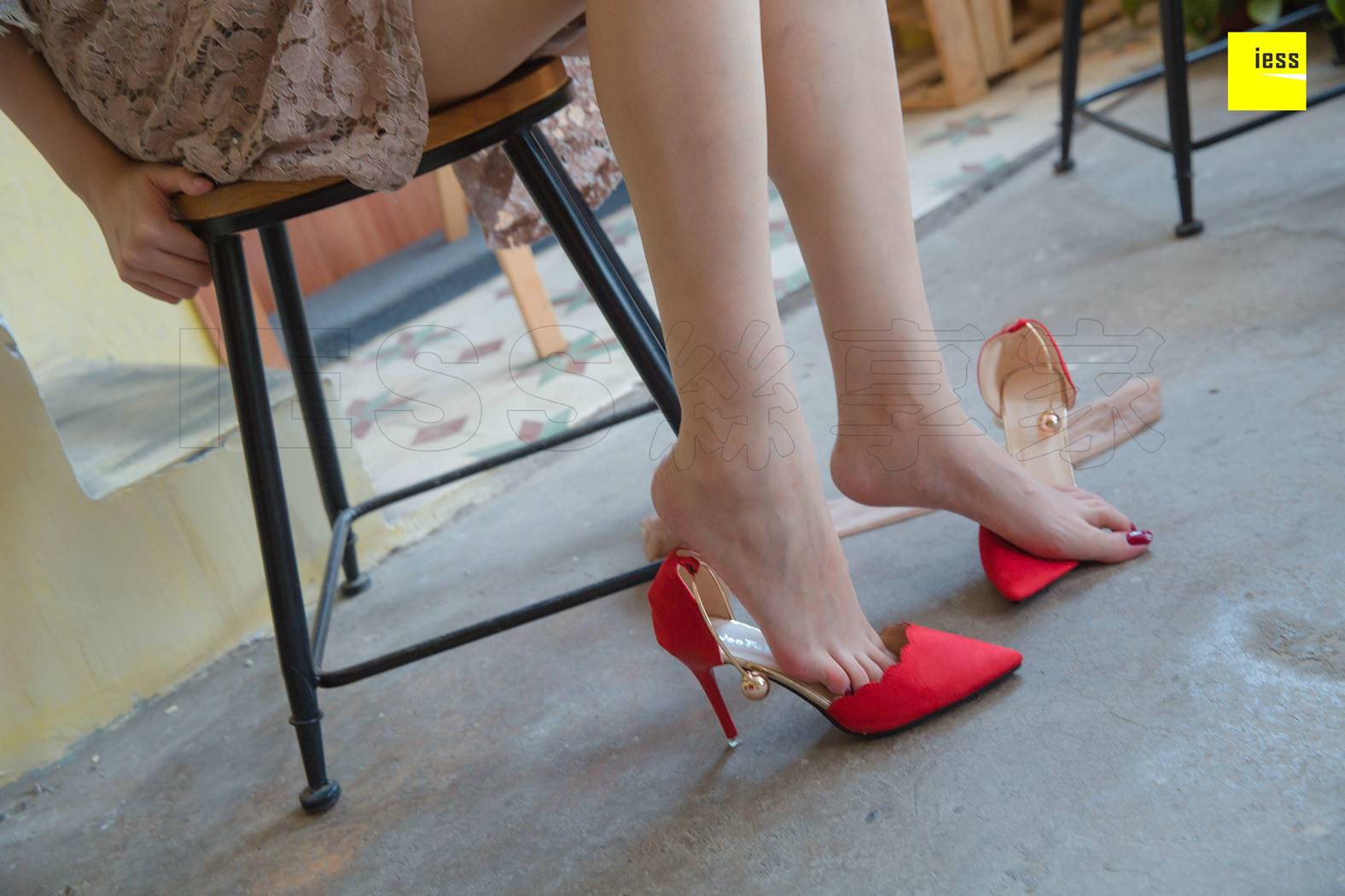 图片[39]-[IESS异思趣向] 2018.08.14 丝享家294：《脱下丝袜你还爱我吗》紫紫 在线浏览 – 速更版-美库