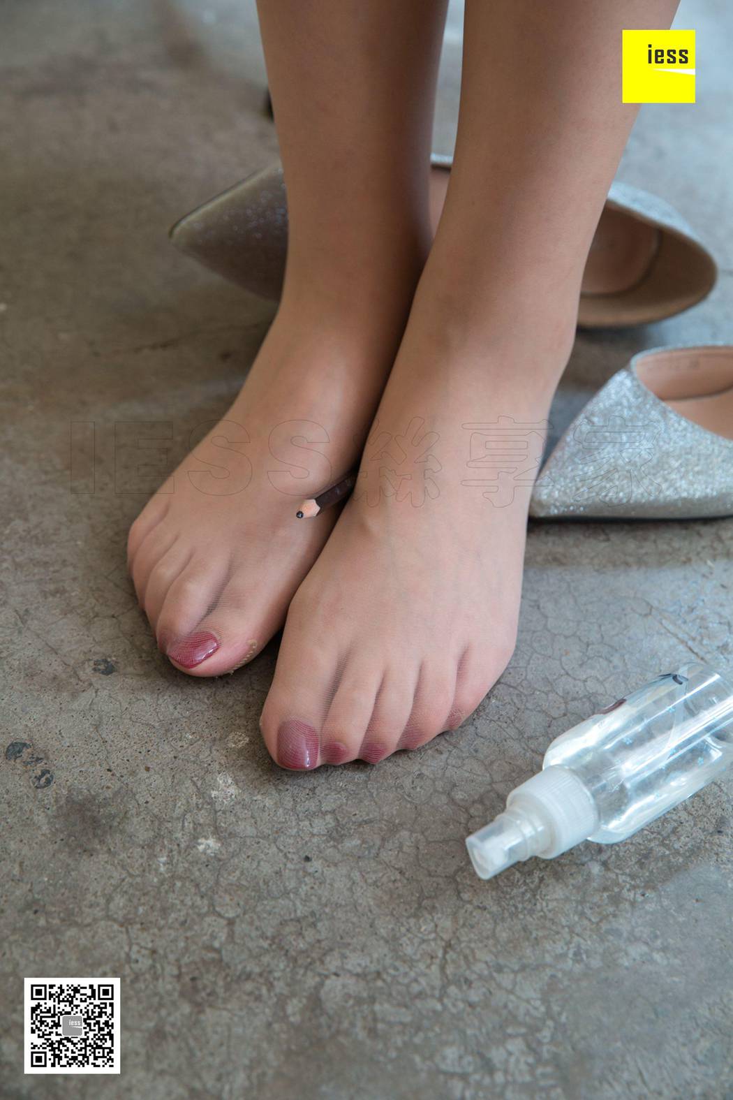 图片[89]-[IESS异思趣向] 2018.09.04 丝享家309：《穿肉丝画画的美术生》紫紫 在线浏览 – 速更版-美库