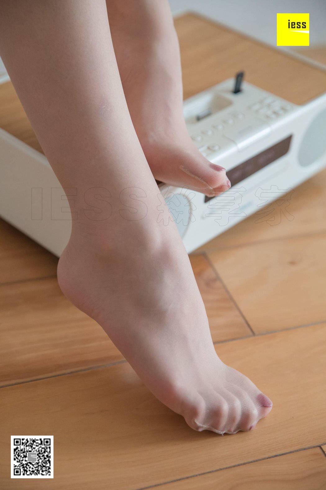 图片[76]-[IESS异思趣向] 2018.09.10 丝享家313：《红色平底鞋之舞》秋秋 在线浏览 – 速更版-美库