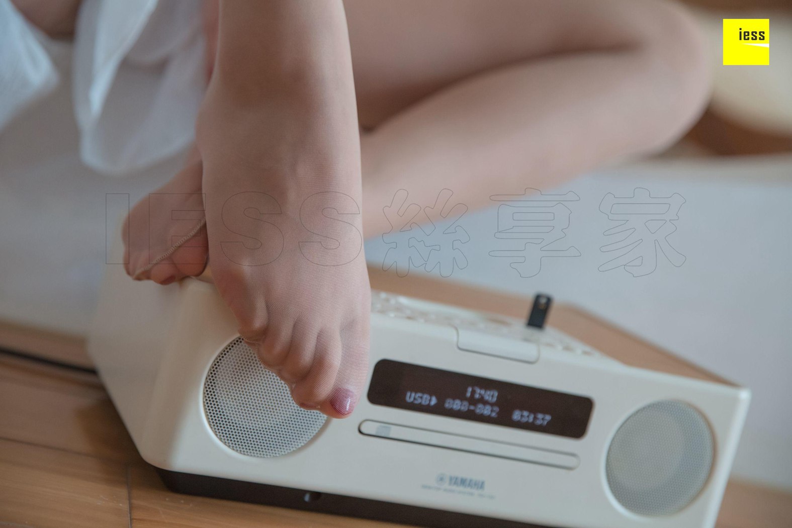 图片[27]-[IESS异思趣向] 2018.09.10 丝享家313：《红色平底鞋之舞》秋秋 在线浏览 – 速更版-美库