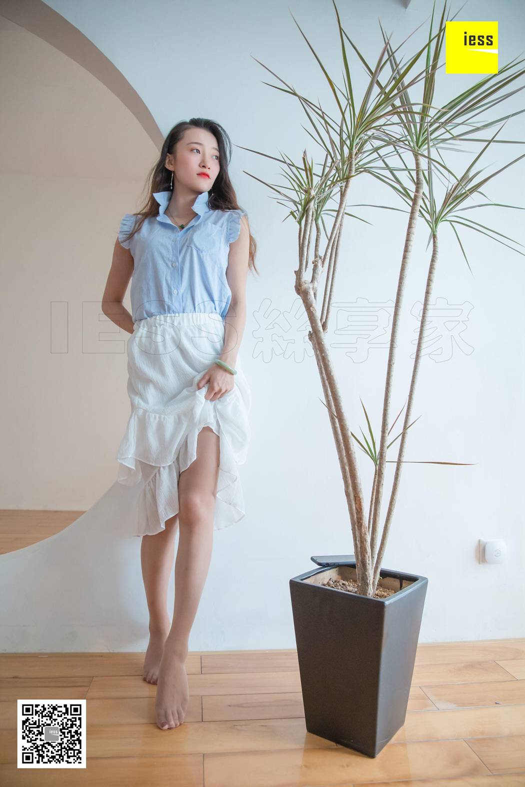 图片[55]-[IESS异思趣向] 2018.09.10 丝享家313：《红色平底鞋之舞》秋秋 在线浏览 – 速更版-美库