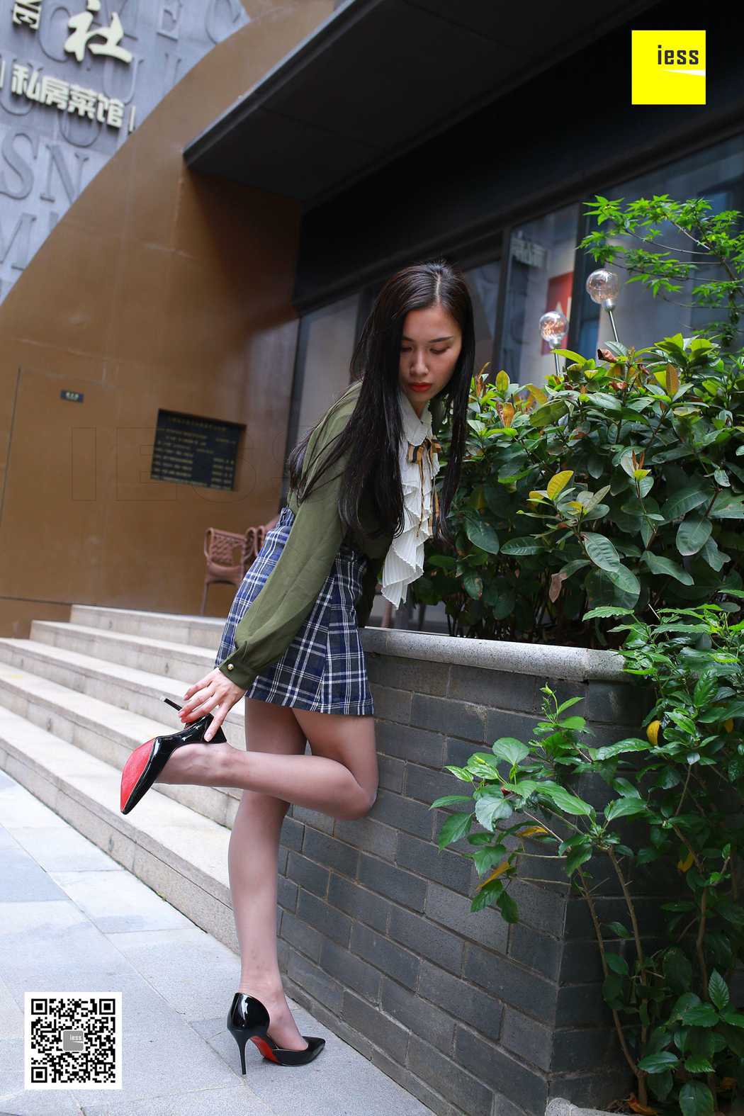 图片[80]-[IESS异思趣向] 2018.08.29 丝享家305：《辣妈街边小憩》辣妈（君君） 在线浏览 – 速更版-美库