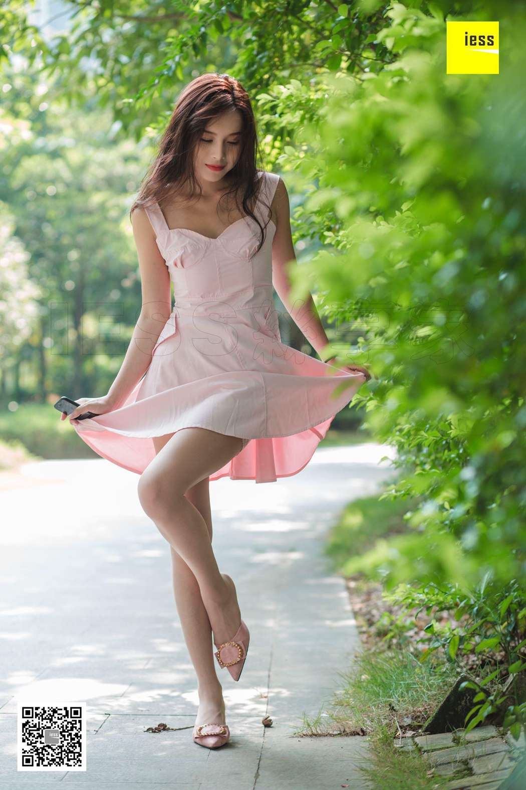 图片[64]-[IESS异思趣向] 2018.09.13 丝享家315：《小羽公园阳光浴》小羽 在线浏览 – 速更版-美库