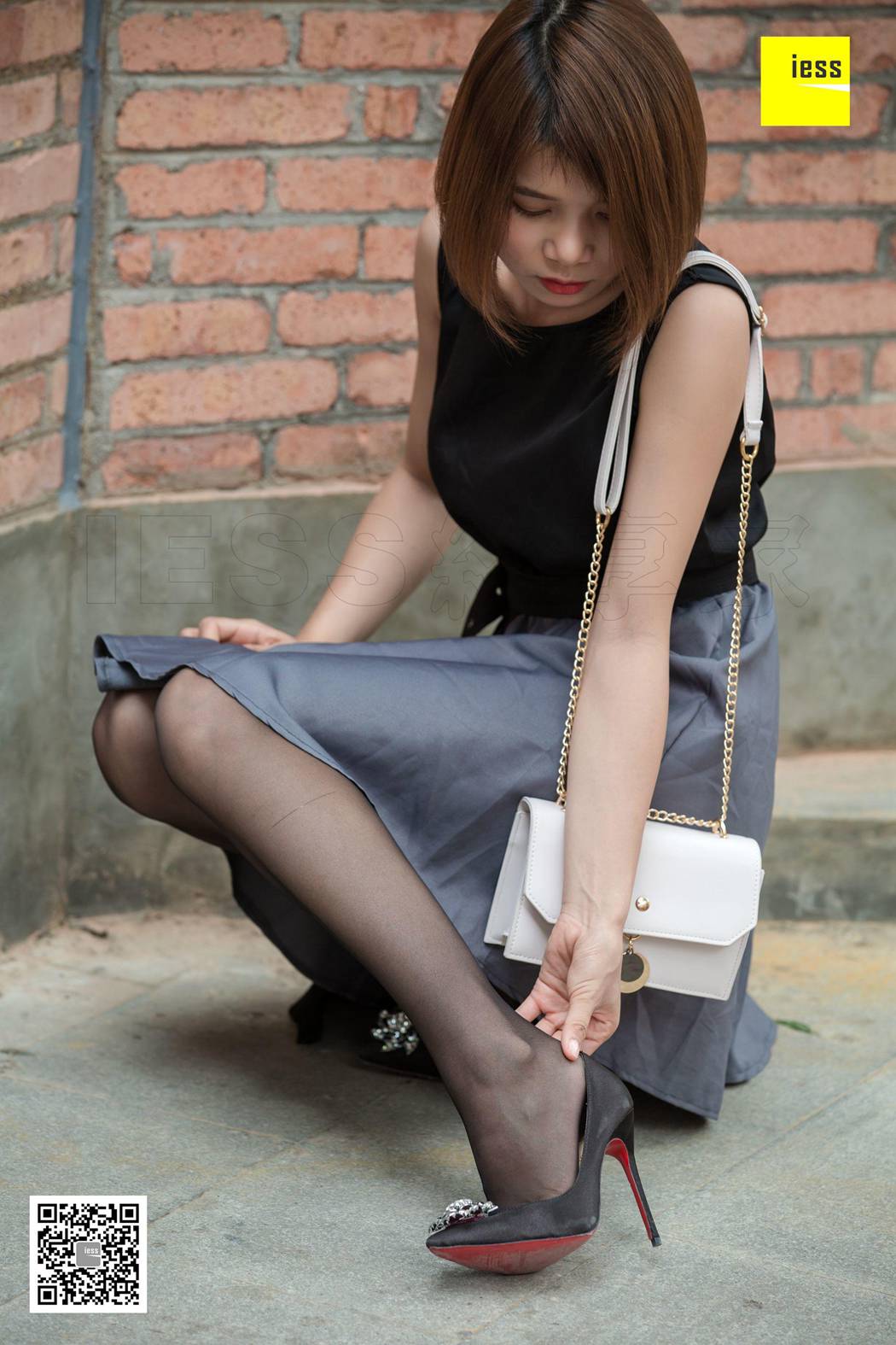 图片[4]-[IESS异思趣向] 2018.09.26 丝享家324：《那微露的趾缝》桃子 在线浏览 – 速更版-美库