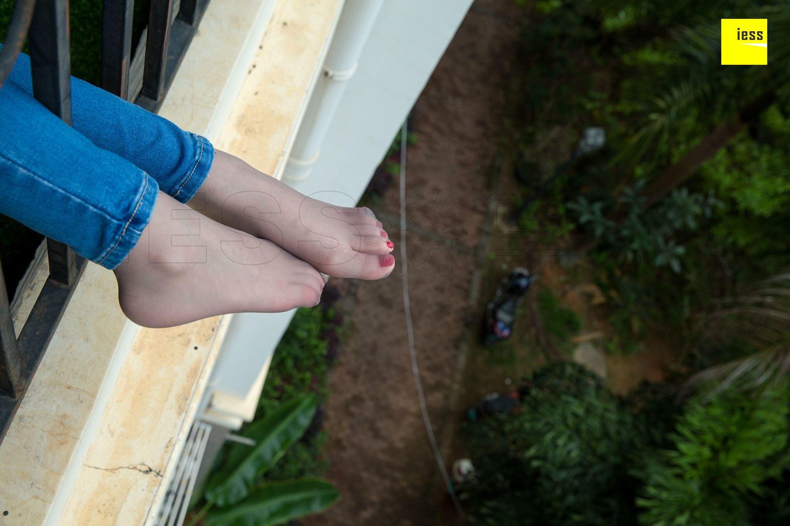 图片[19]-[IESS异思趣向] 2018.09.25 丝享家323：《好大的一个洞》名利姐 在线浏览 – 速更版-美库