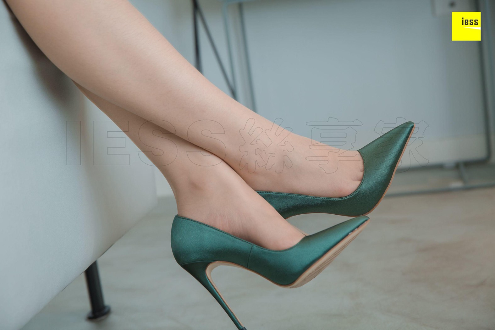 图片[25]-[IESS异思趣向] 2018.10.08 丝享家332：《云芝制服肉丝美甲》云芝 在线浏览 – 速更版-美库