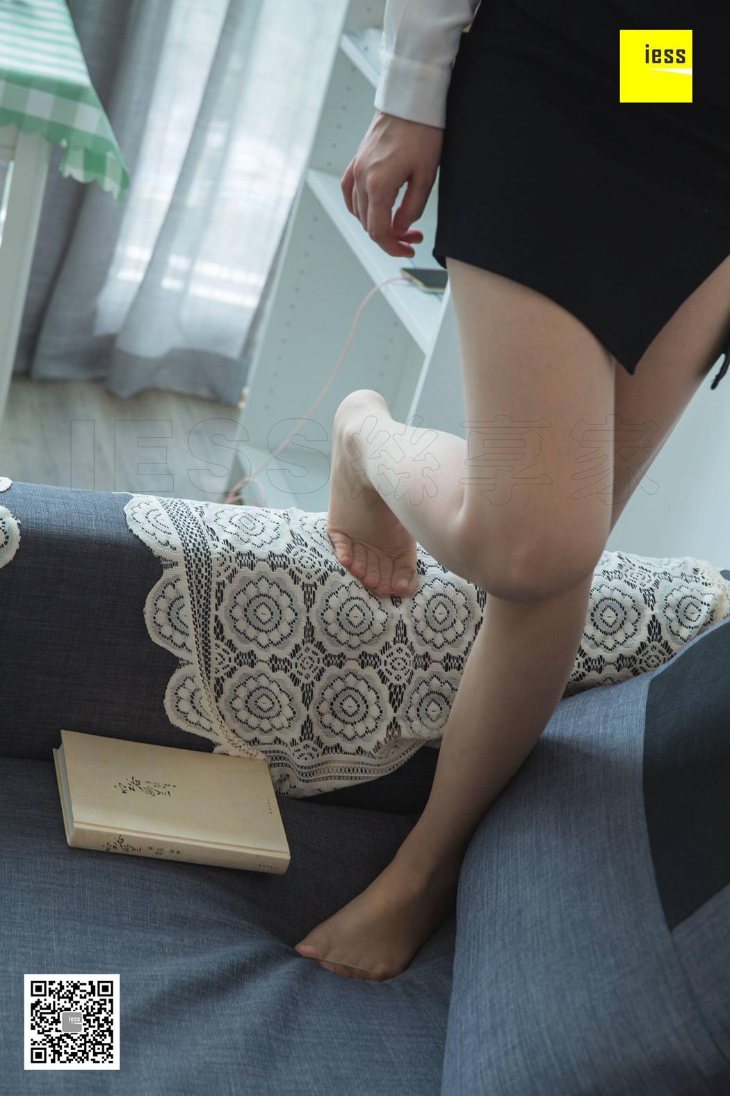 图片[29]-[IESS异思趣向] 2018.10.23 丝享家343：《文欣微肉制服美足》文欣 在线浏览 – 速更版-美库