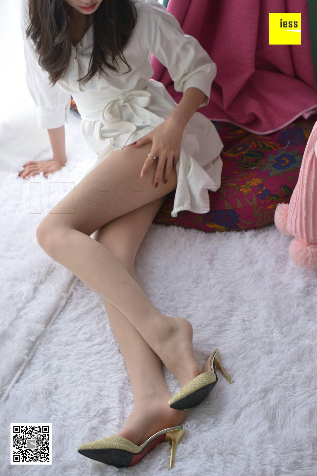 图片[60]-[IESS异思趣向] 2018.10.22 丝享家342：《七七梦幻拖跟肉丝》七七 在线浏览 – 速更版-美库