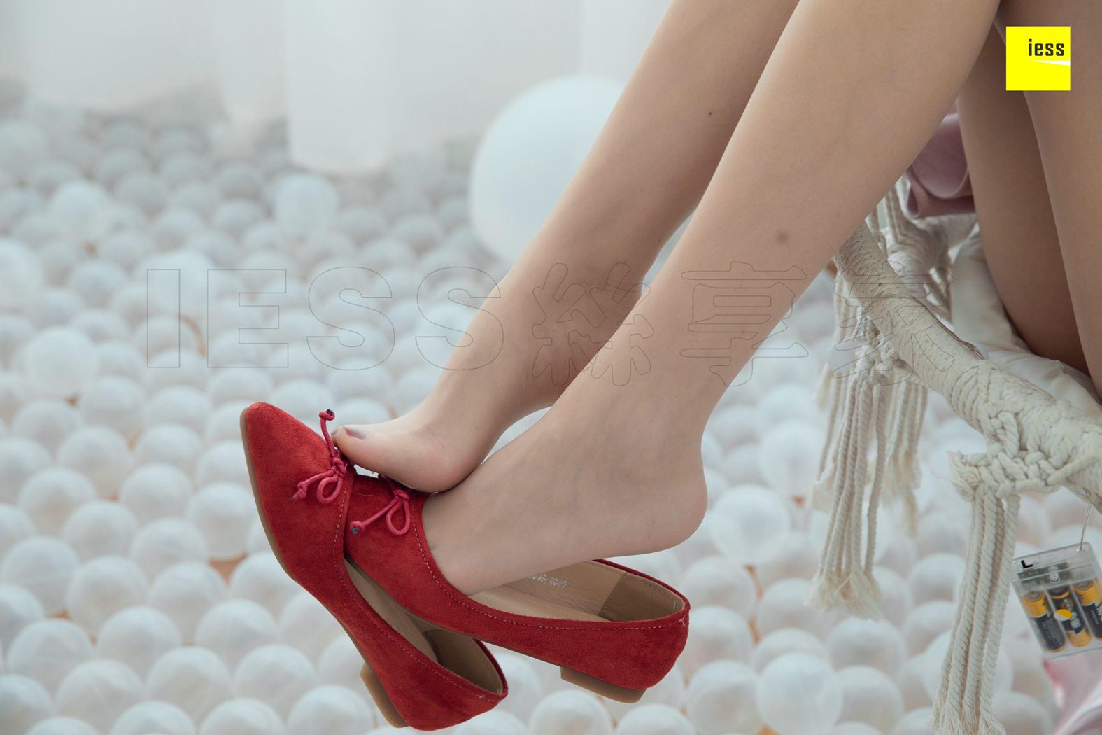 图片[30]-[IESS异思趣向] 2018.10.31 丝享家349：《红色蝴蝶结平底鞋》七七 在线浏览 – 速更版-美库