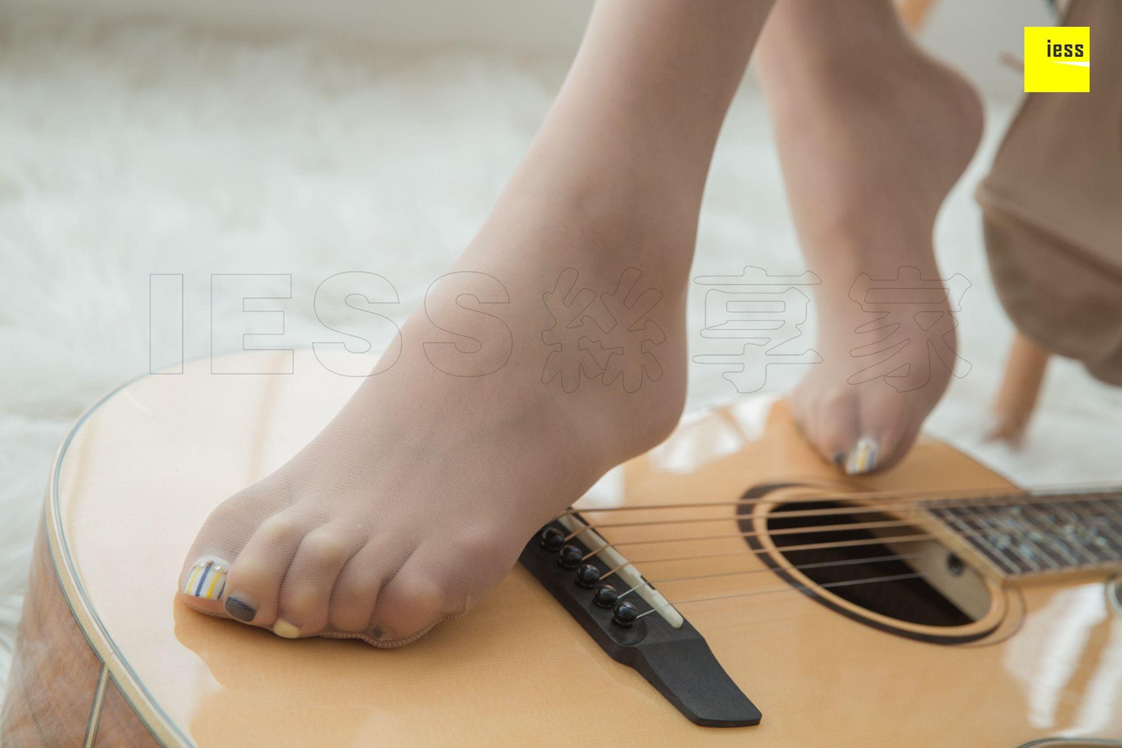 图片[79]-[IESS异思趣向] 2018.11.14 丝享家359：《我的女同事会弹琴》曦然 在线浏览 – 速更版-美库