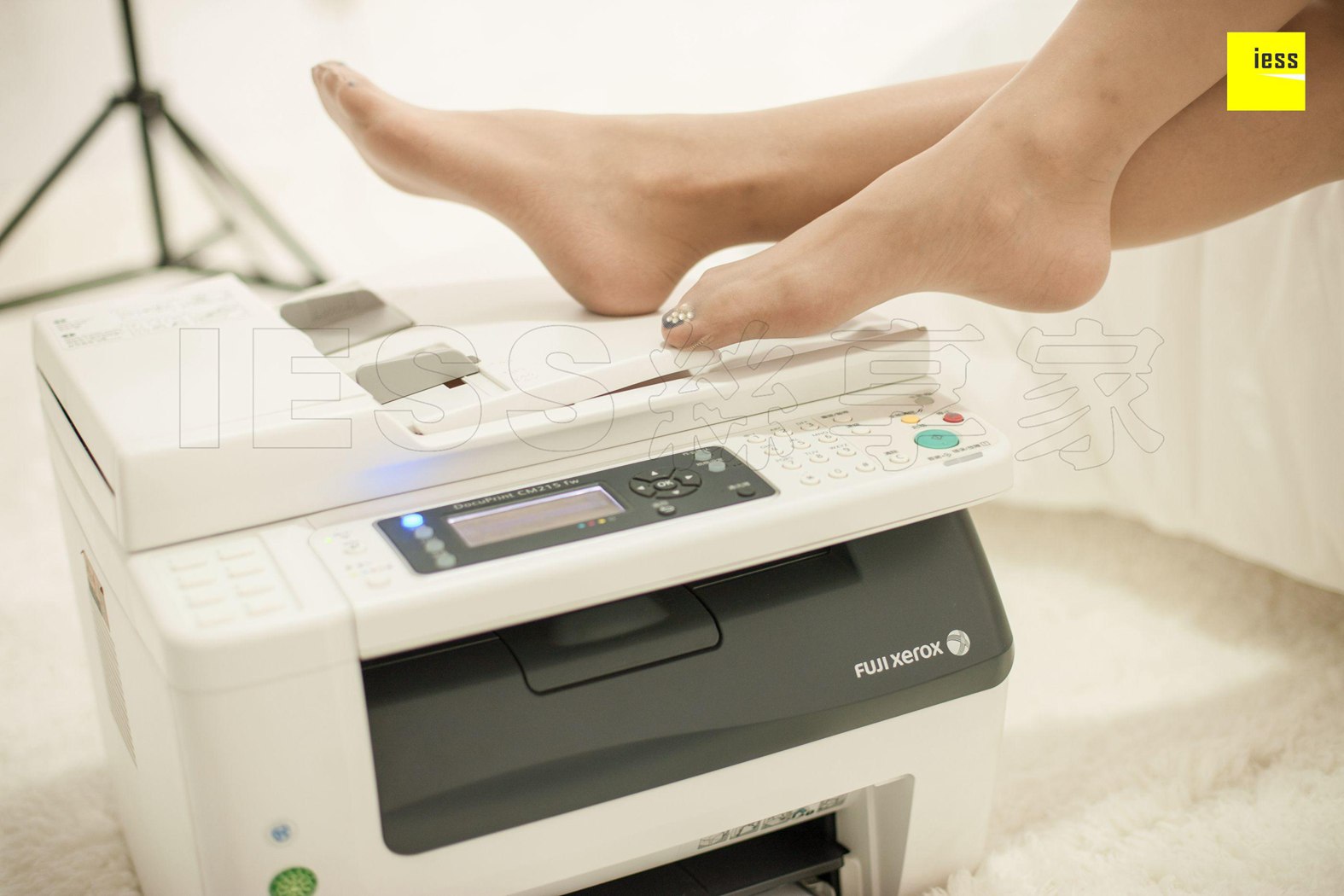 图片[46]-[IESS异思趣向] 2018.11.16 丝享家361：《偷玩复印机的女同事》辣妈（君君） 在线浏览 – 速更版-美库