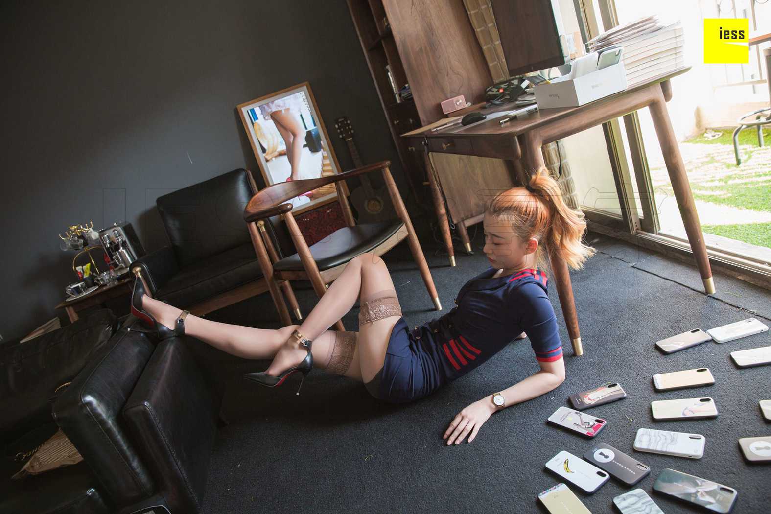 图片[39]-[IESS异思趣向] 2018.11.26 丝享家367：《秋秋手机壳炫富摔》秋秋 在线浏览 – 速更版-美库